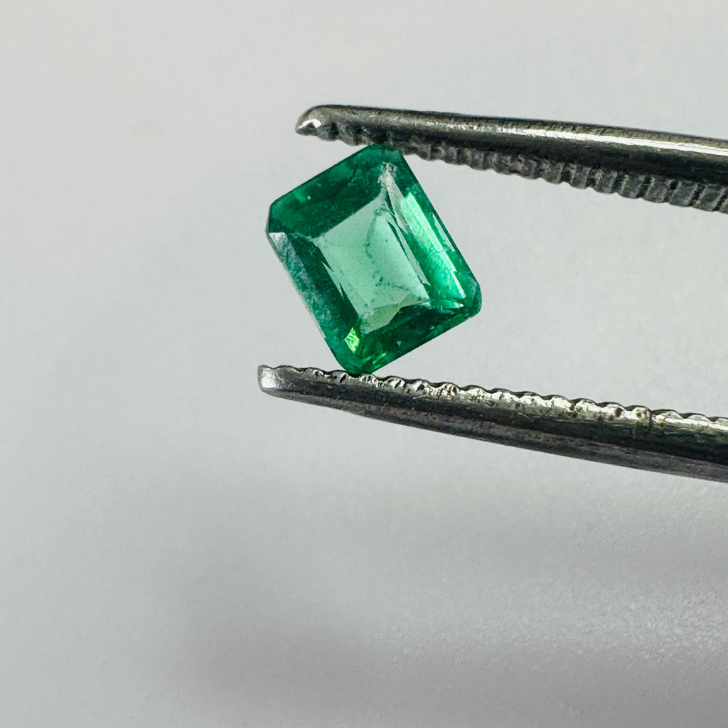 EMERALD 5MMX4.1MM. 0.39CTS image 7