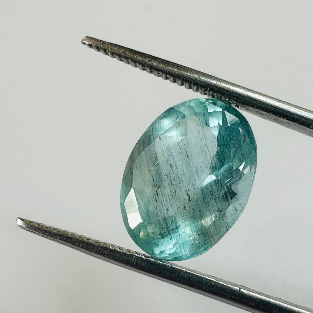 AQUAMARINE OVAL 13MMX9.6MM 4.76CTS