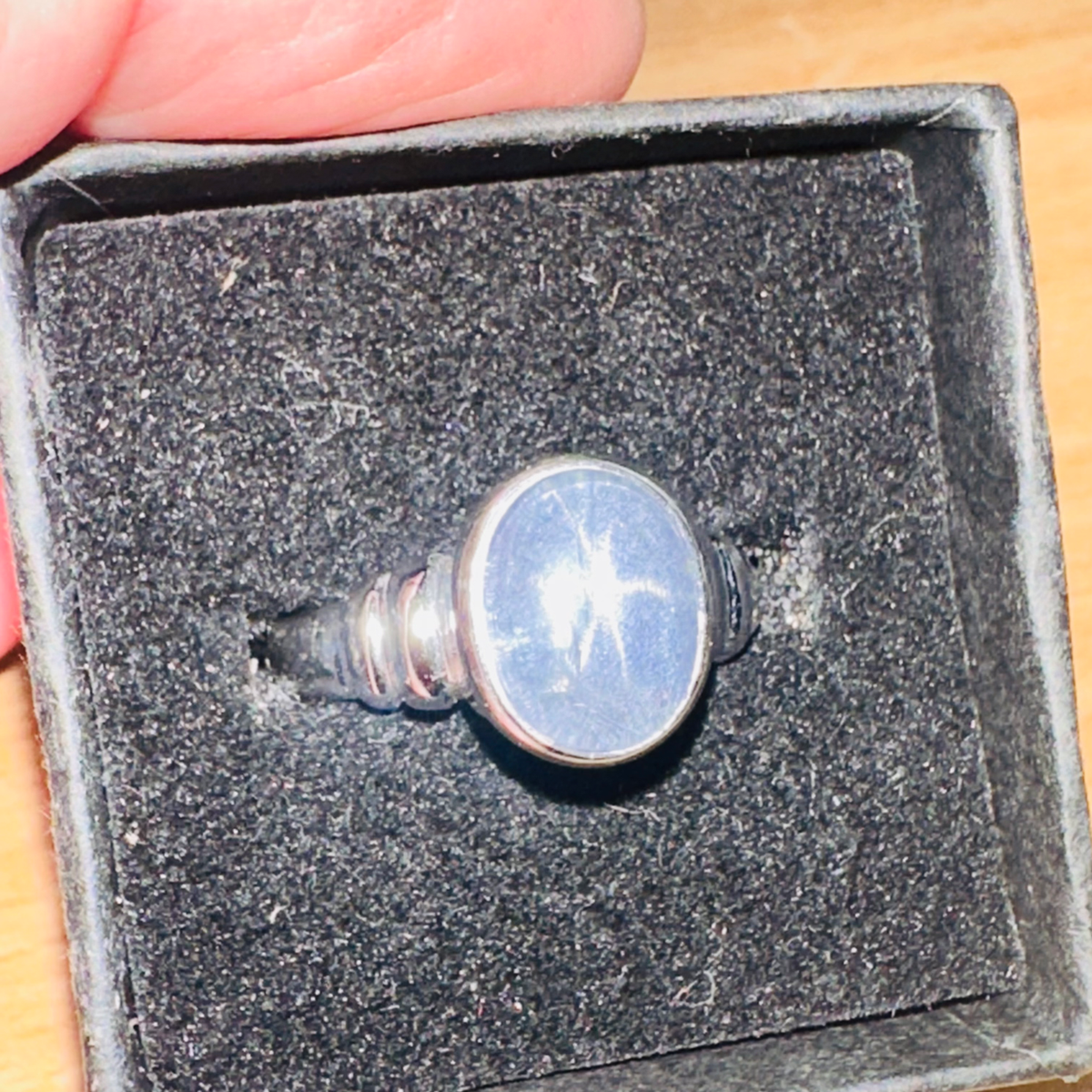 Blue Star Sapphire in white 9ct gold ring size  N1/2