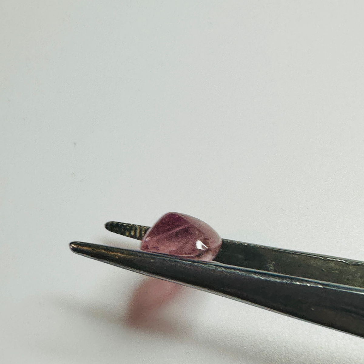 TOURMALINE PINK CUSHION CAB  9MM.X 9MM  4.07CTS