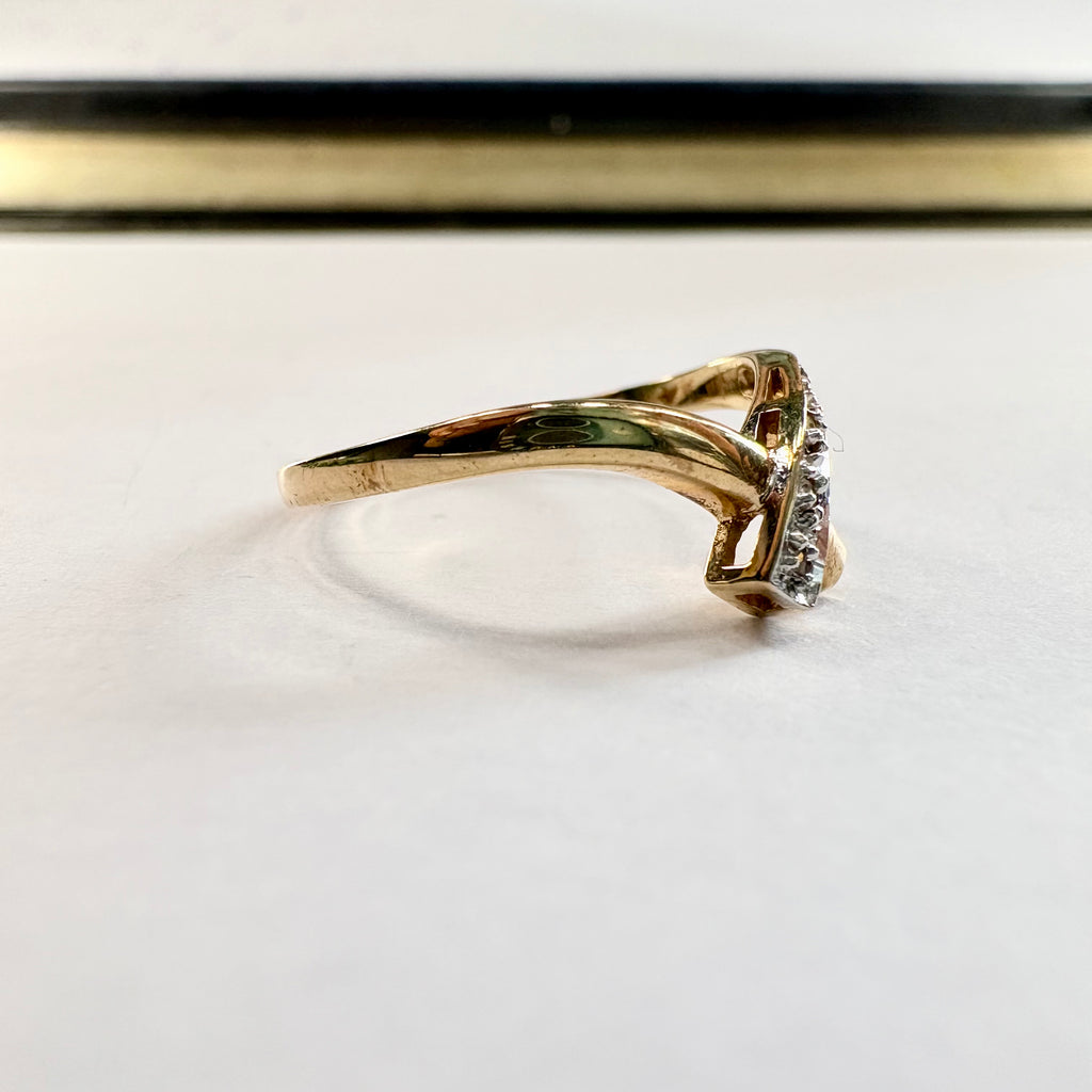 9ct yellow gold diamond Cross over Ring L1/2 image 3