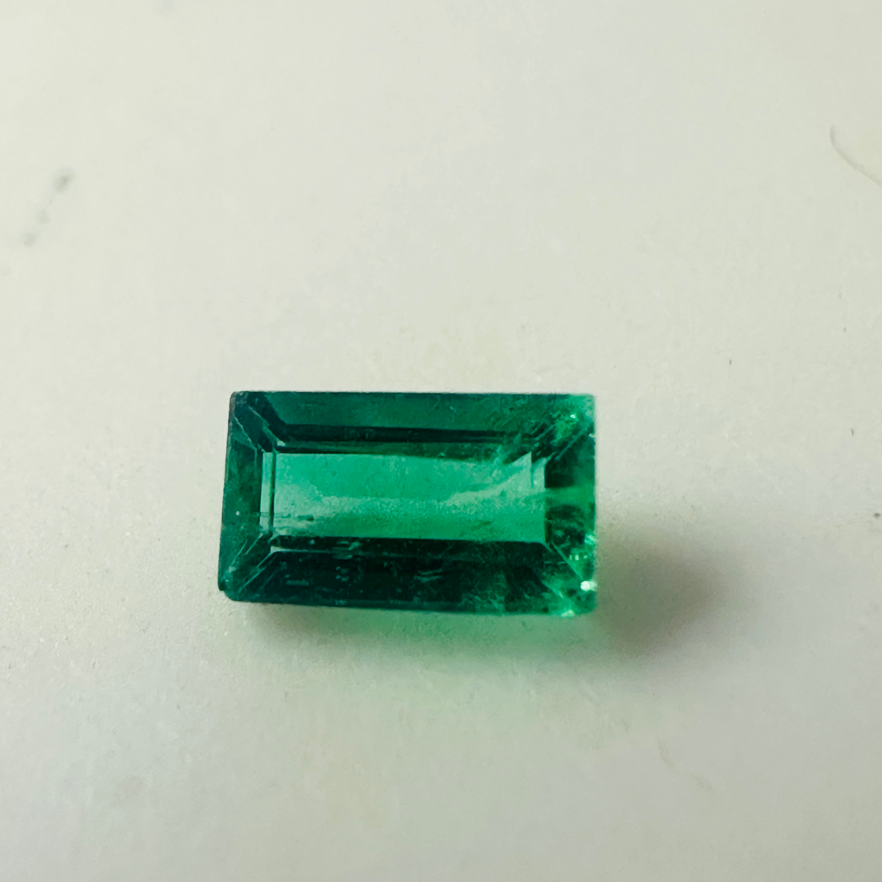 EMERALD BAGETTE 4.3MM X 2.5MM 0.20CTS image 0