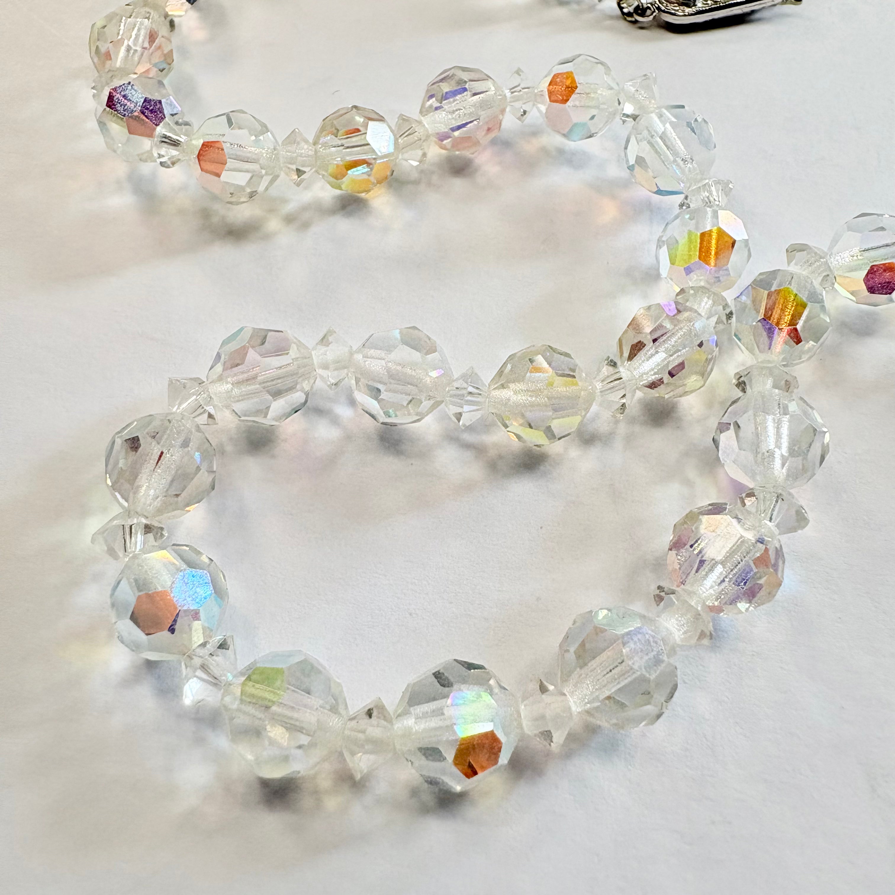 Vintage iridescent beaded necklace image 1