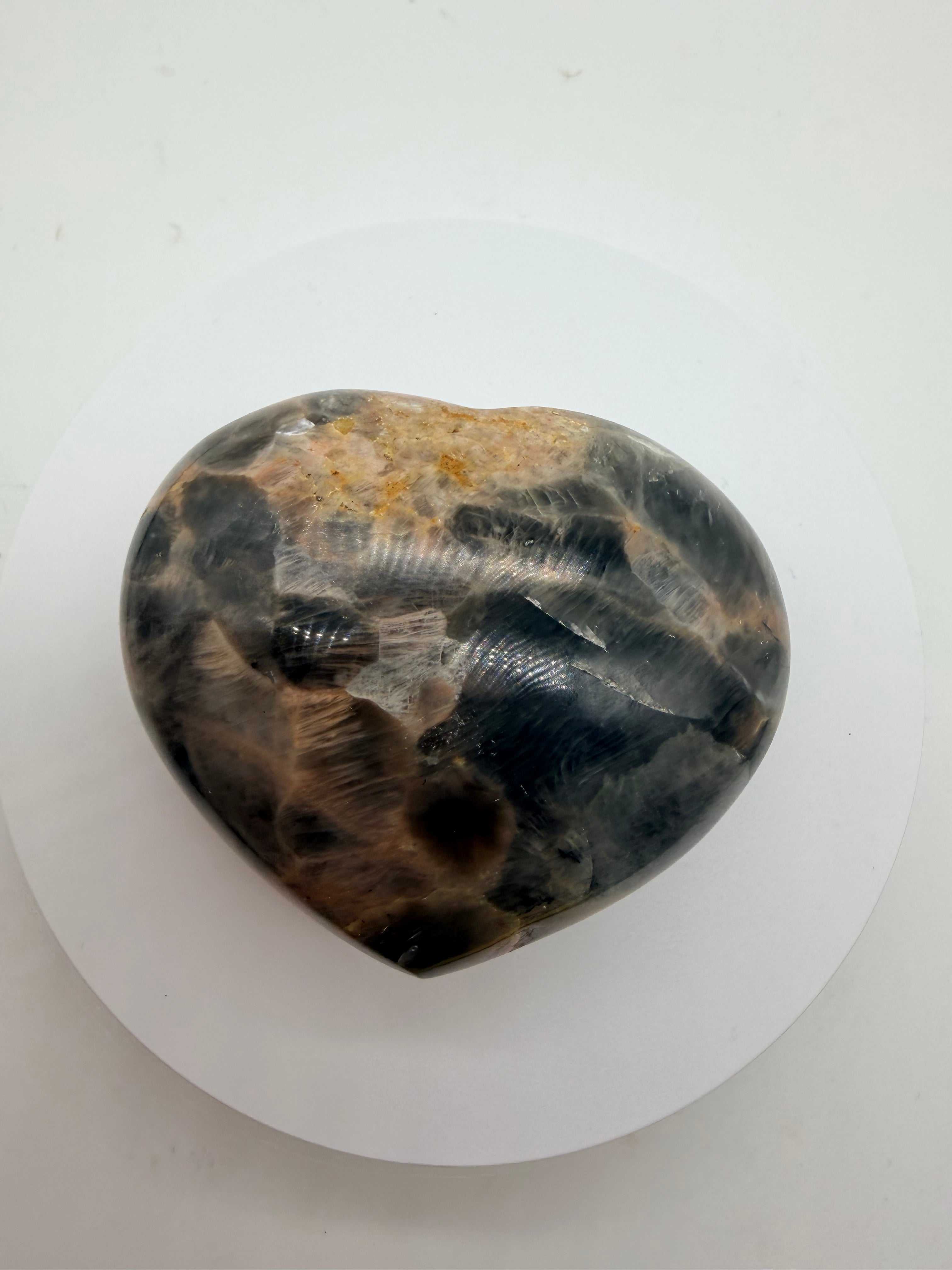 Black moonstone carved puffy heart 9cm across 29g image 4
