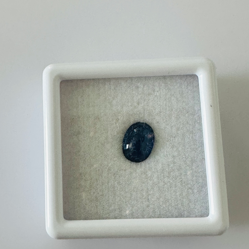 BLUE SAPPHIRE CAB 7MM X  5MM 0.86CT image 1