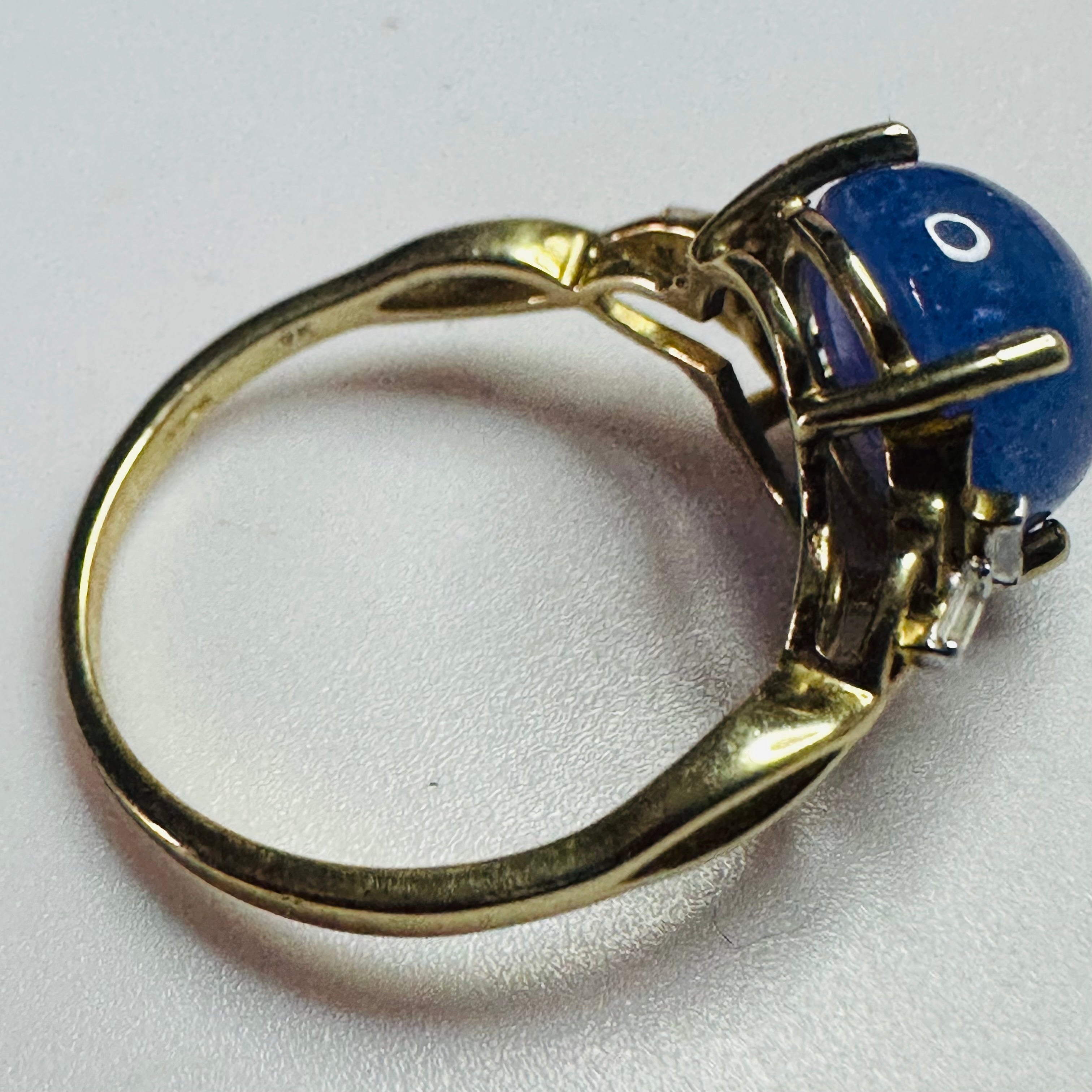 9ct gold Tanzanite cab 11mmx8.5mm  ring size P1/2 image 2