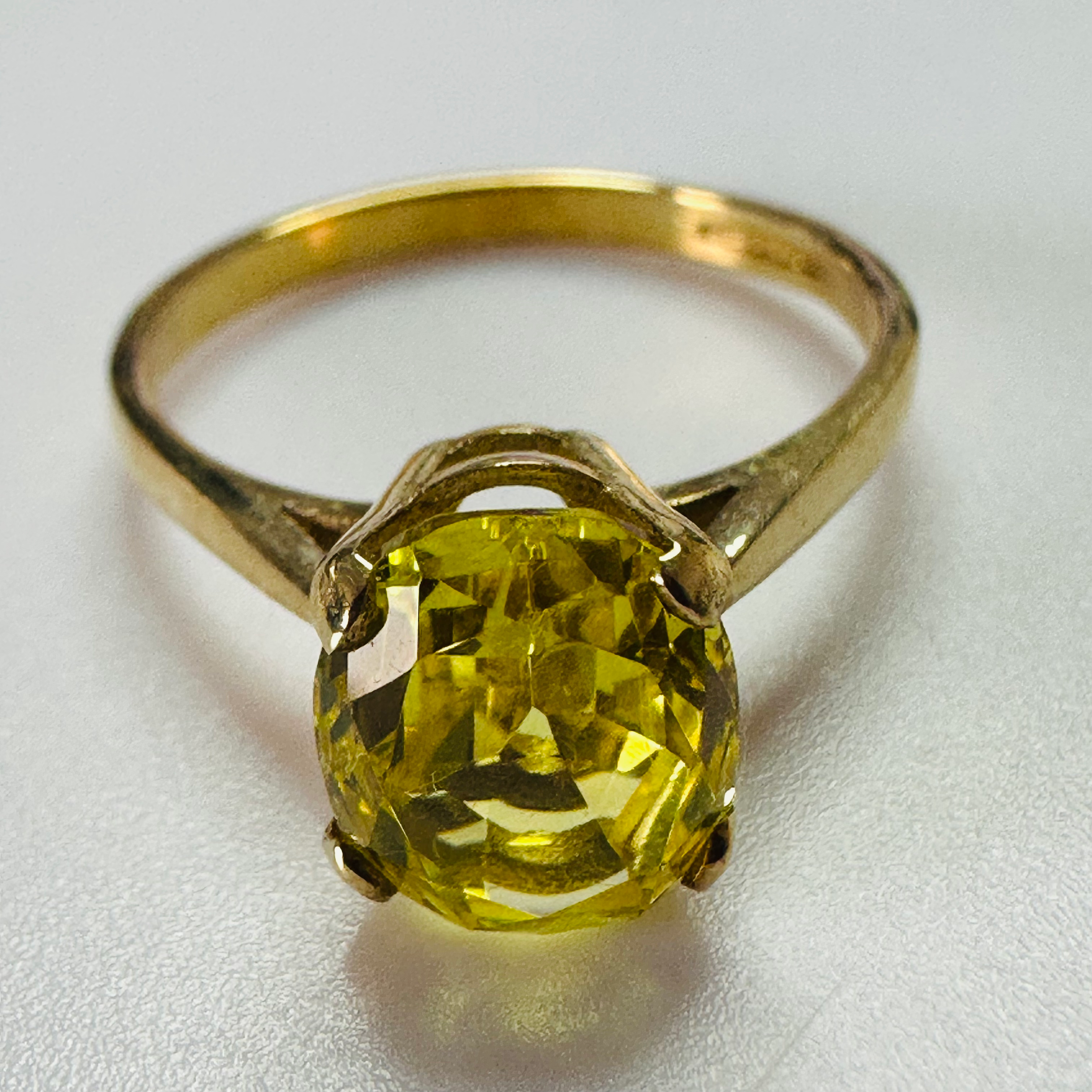 Hand cut Synthetic Sapphire Lemon Yellow 9ct yellow gold ring size N image 4