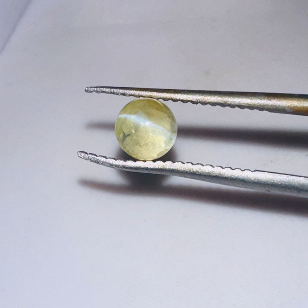 CHRYSOBERYL CATS EYE 5MM ROUND  0.80CTS image 0