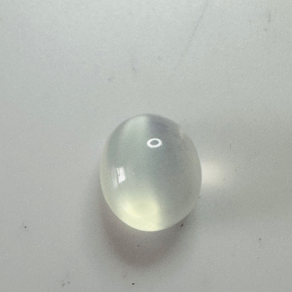 Moonstone  white moon oval 14.4x11.9mm  11.89cts image 1