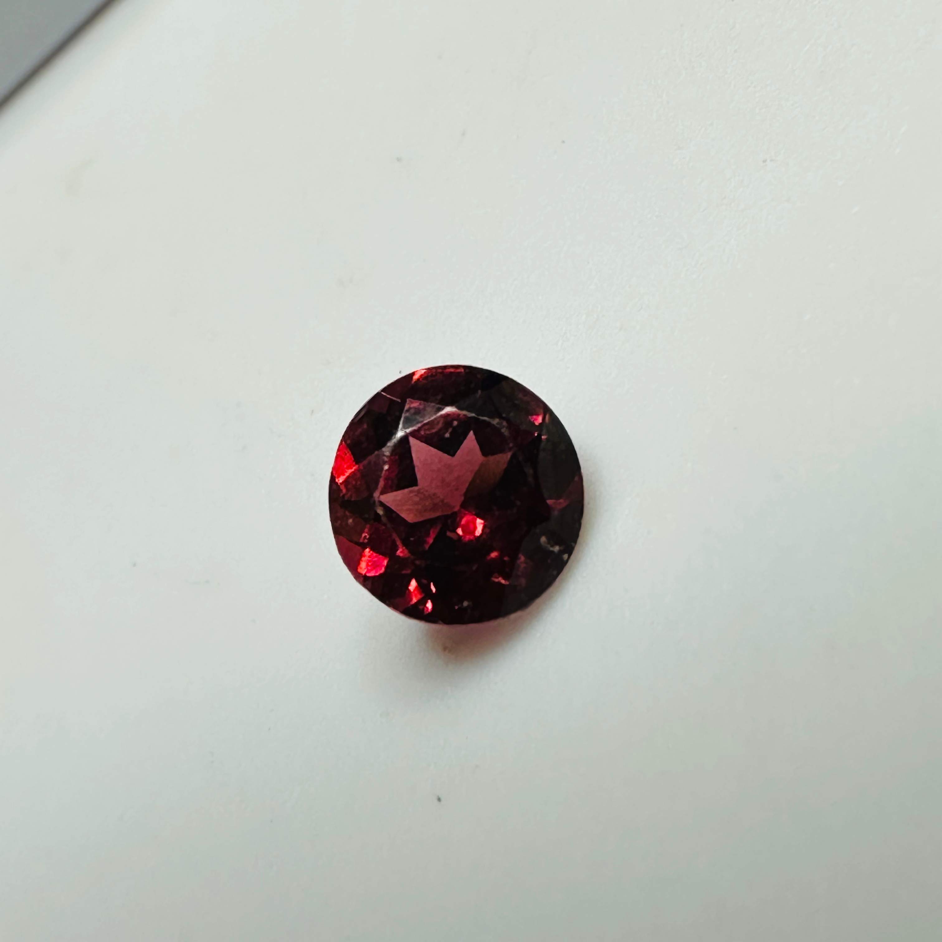 GARNET  ROUND 5.8MM  0.93CTS  RED/ORANGE image 7