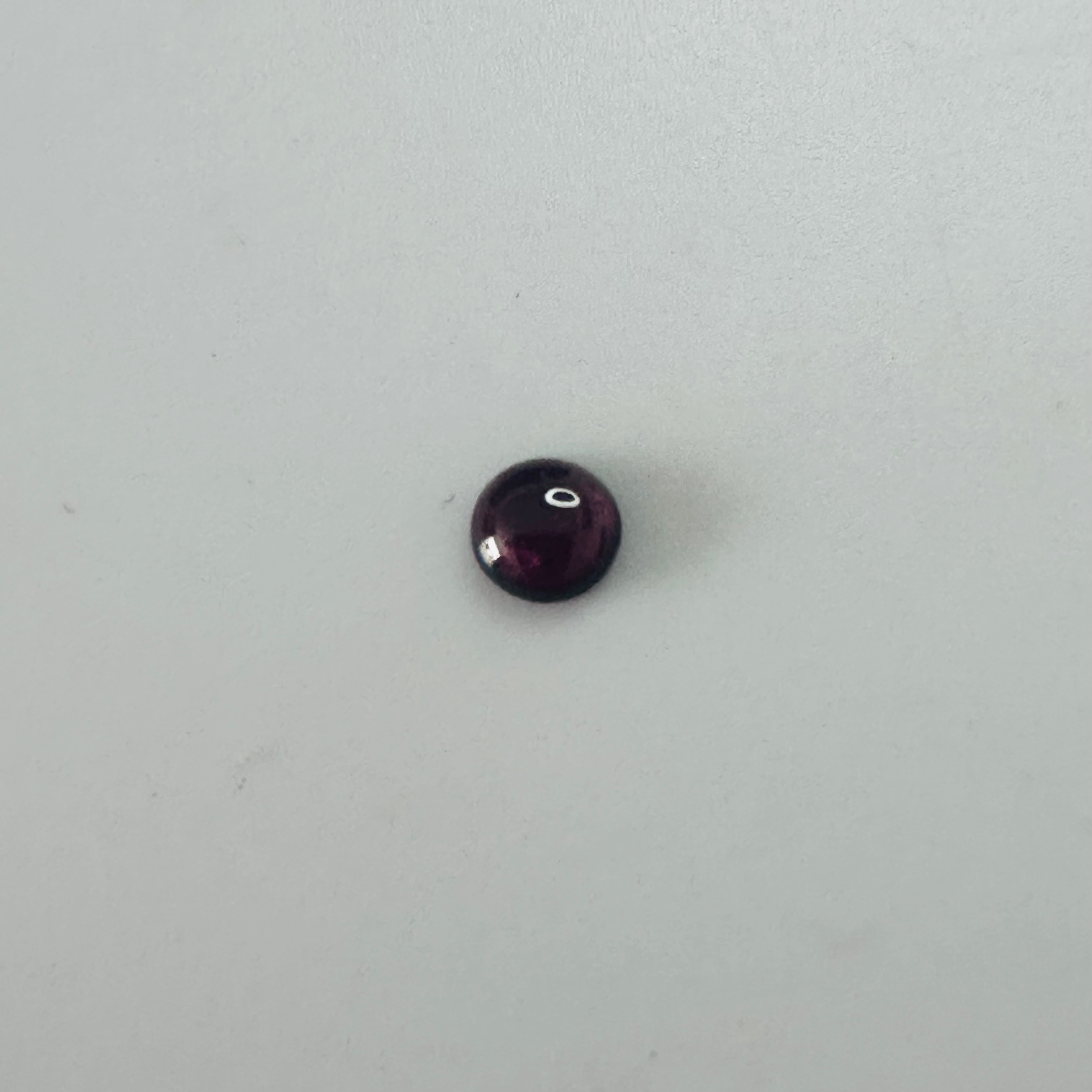 GARNET ROUND CAB 5MM.  0.53CTS image 3