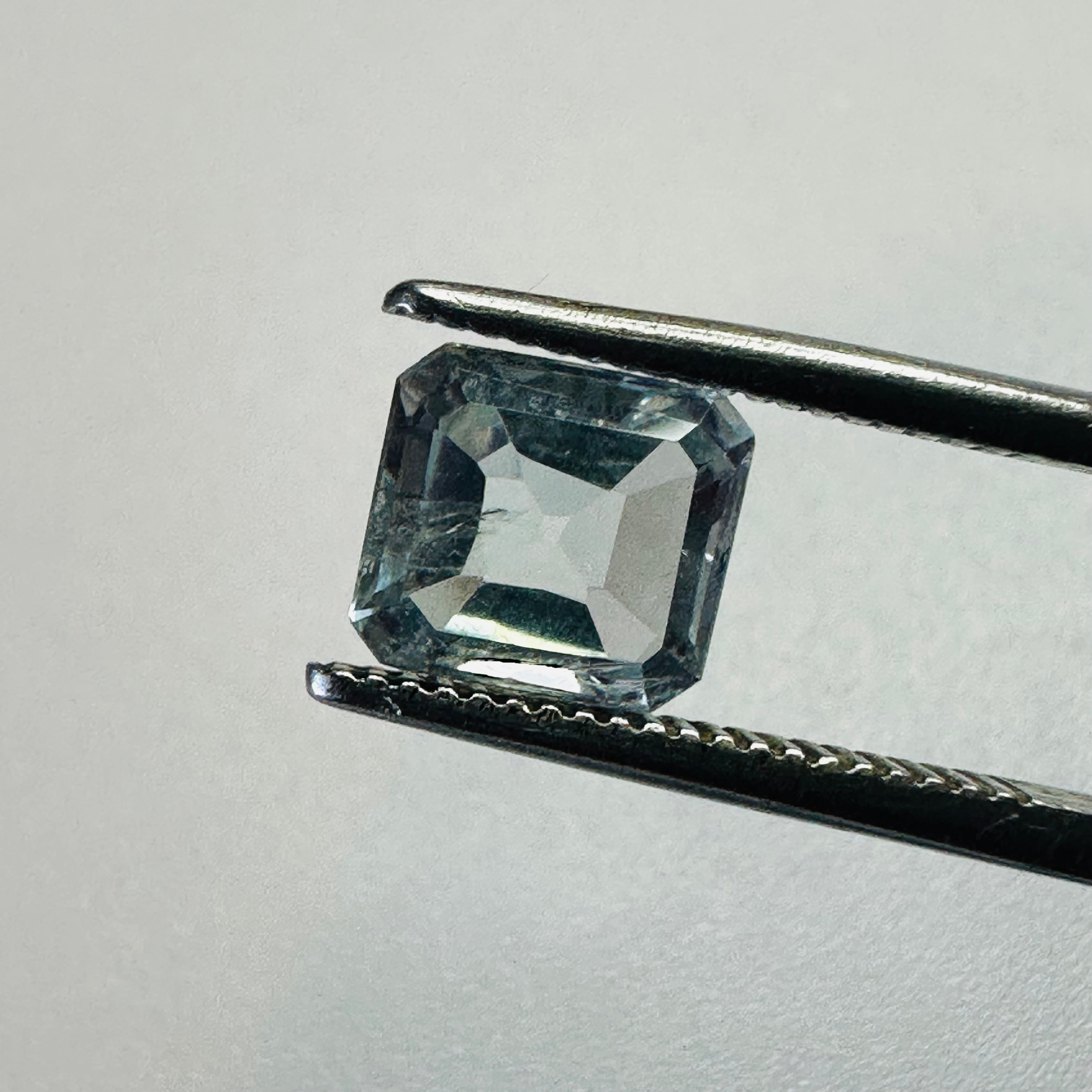 AQUAMARINE EMERALD CUT  6.8MMX6.2MM 1.14CTS image 1