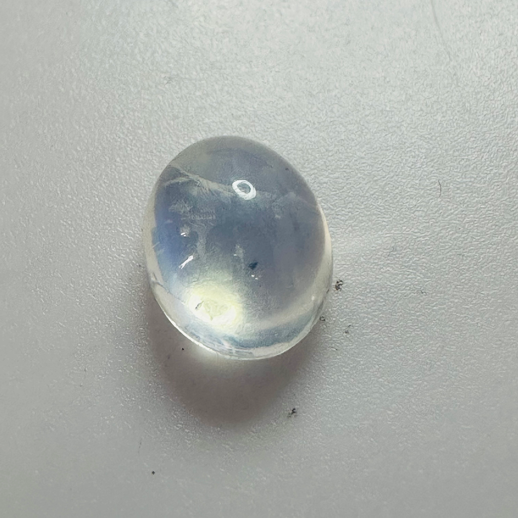 Moonstone  blue moon oval 9.9x7.7mm  3.09cts image 6