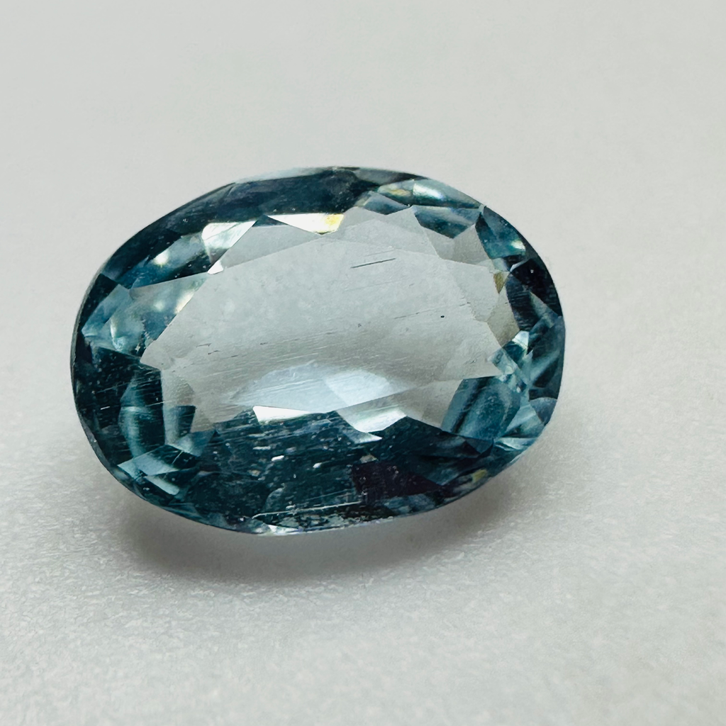 AQUAMARINE OVAL 8MMX6MM 1.12CTS image 0