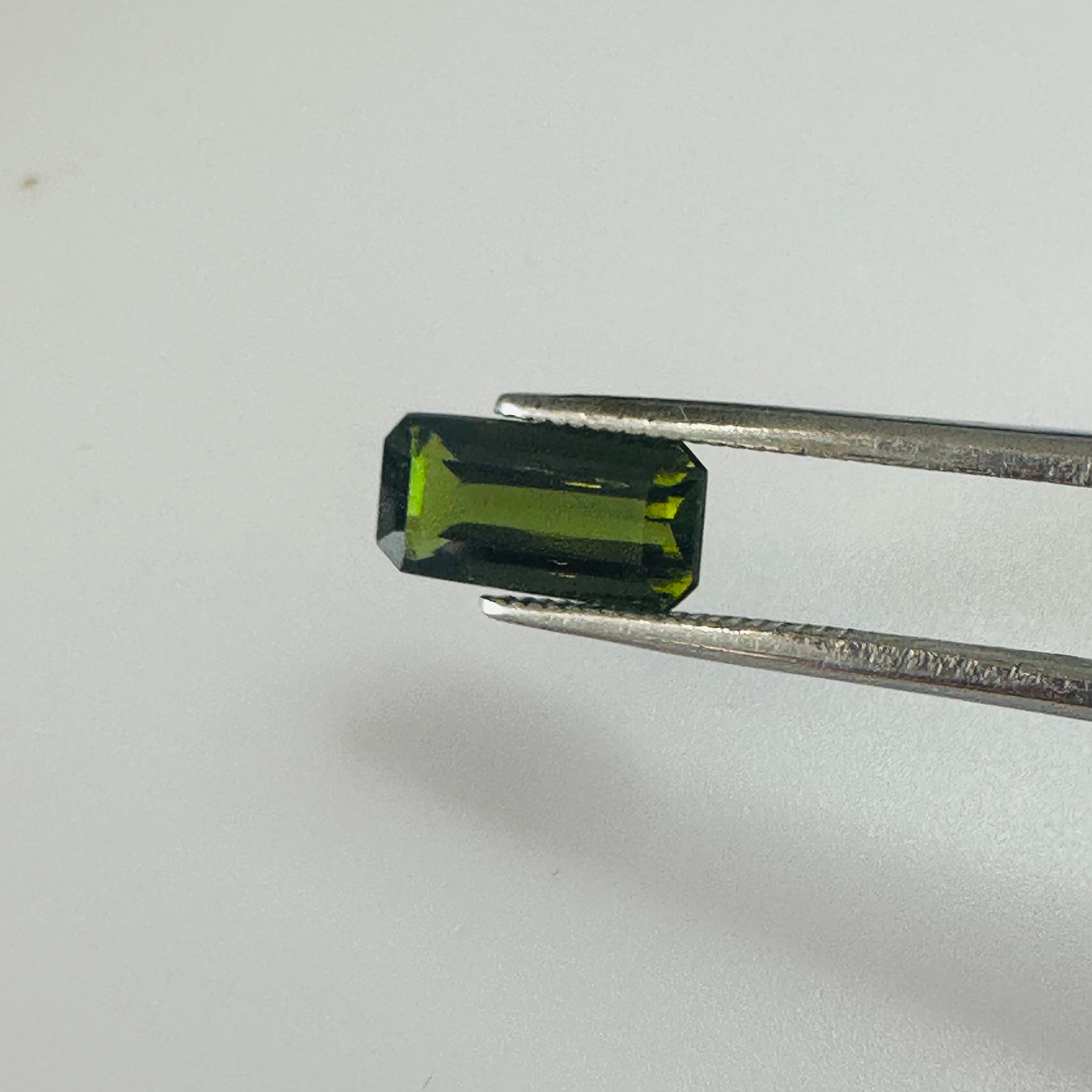 TOURMALINE GREEN LONG TRAP CUT  11MM.X 5MM   2.51CTS image 2