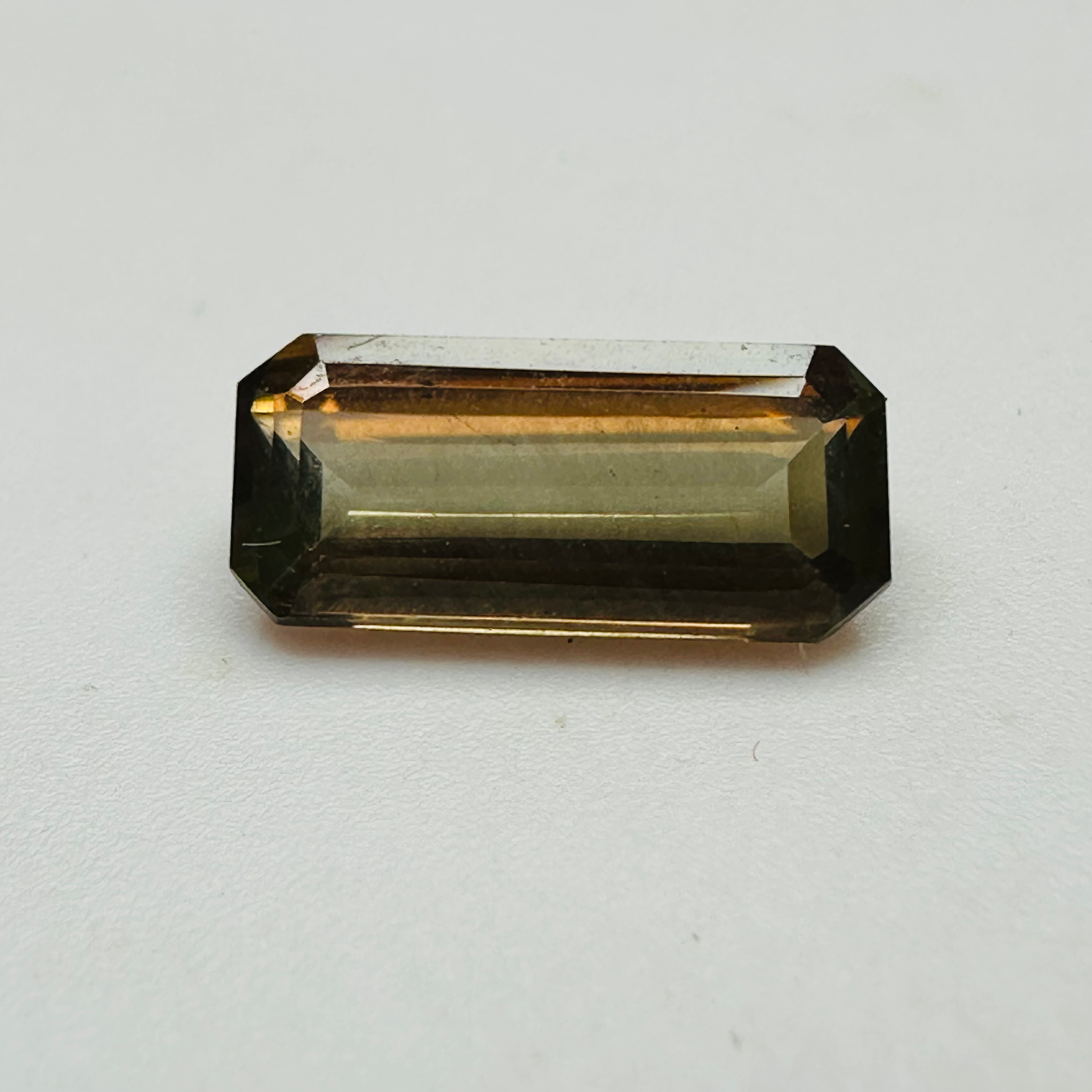 ANDALUSITE 11.5MMX5.5MM.  2.15CTS GREEN TO RED image 0