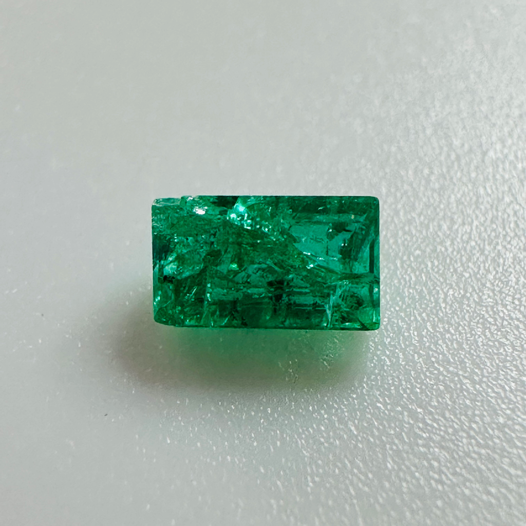 EMERALD BAGETTE 5MM X 3MM 0.41CTS image 1