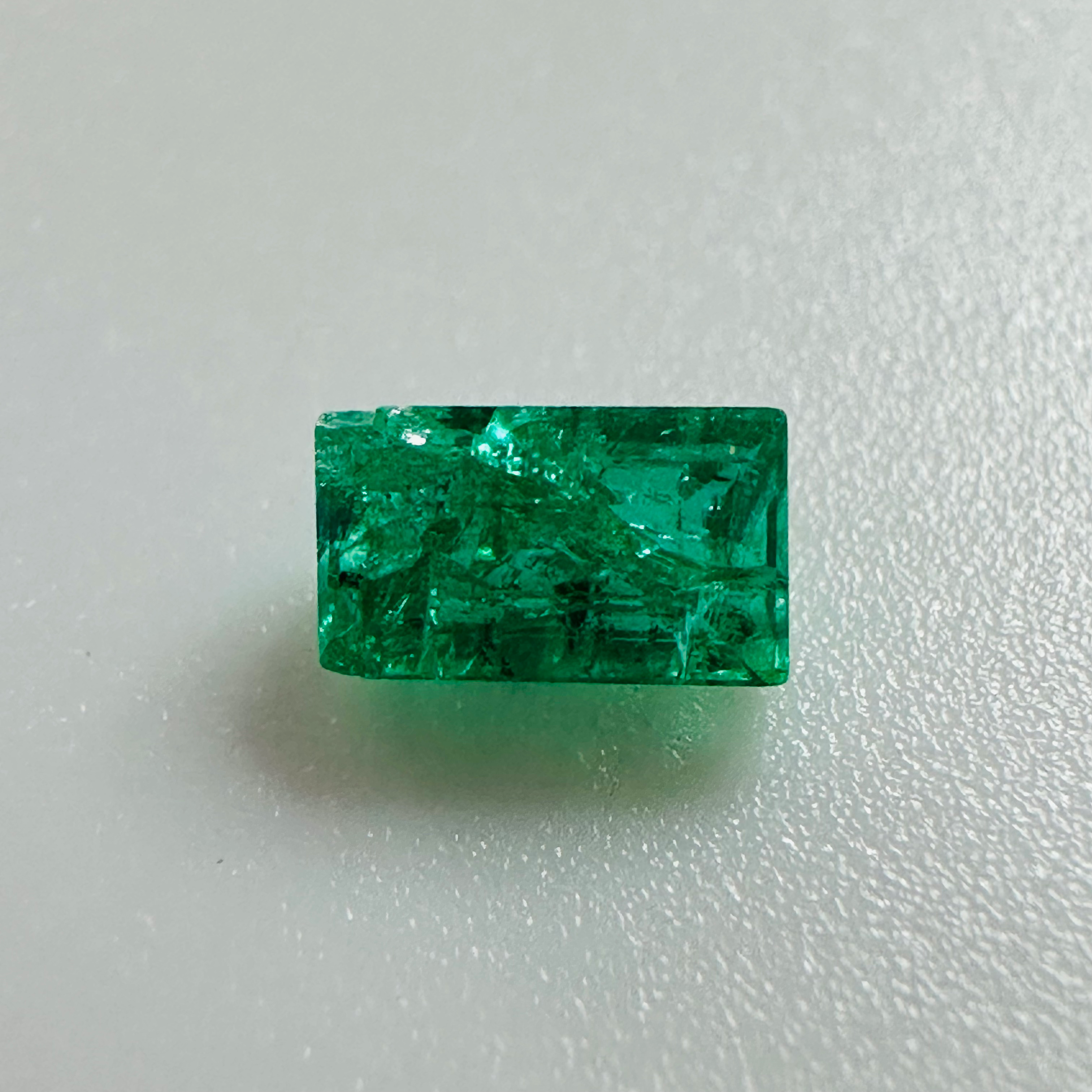 EMERALD BAGETTE 5MM X 3MM 0.41CTS image 1