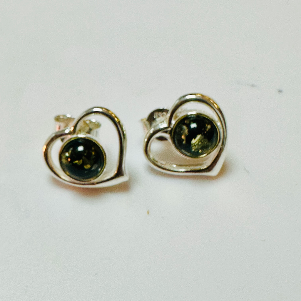 Sterling silver green am er heart stud earrings image 4
