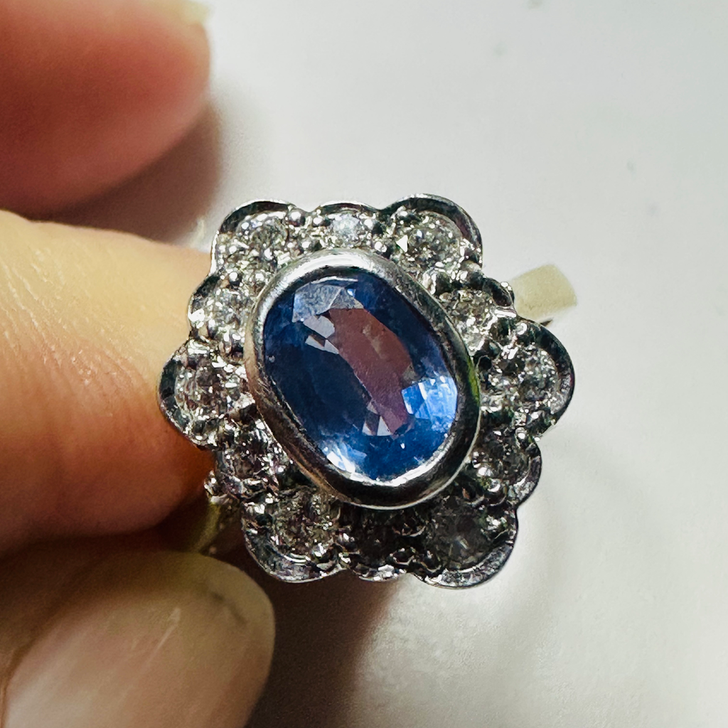 New 9ct Yellow Gold Cornflower Blue Sapphire and Diamond ring sizeN image 3