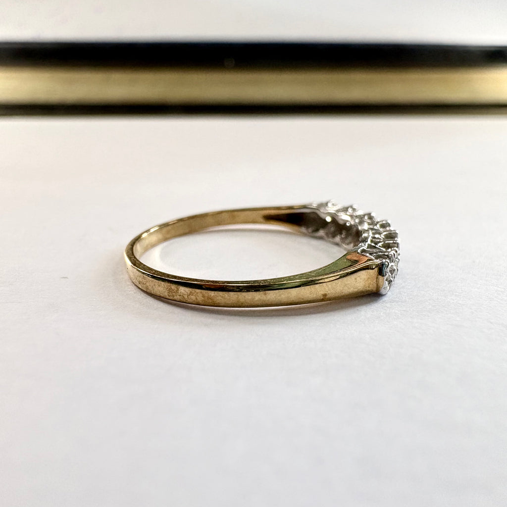 9ct yellow gold diamond Ring N image 3