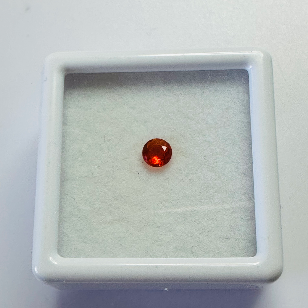 FIRE OPAL ROUND 3.6MM ROUND  0.11CTS image 2