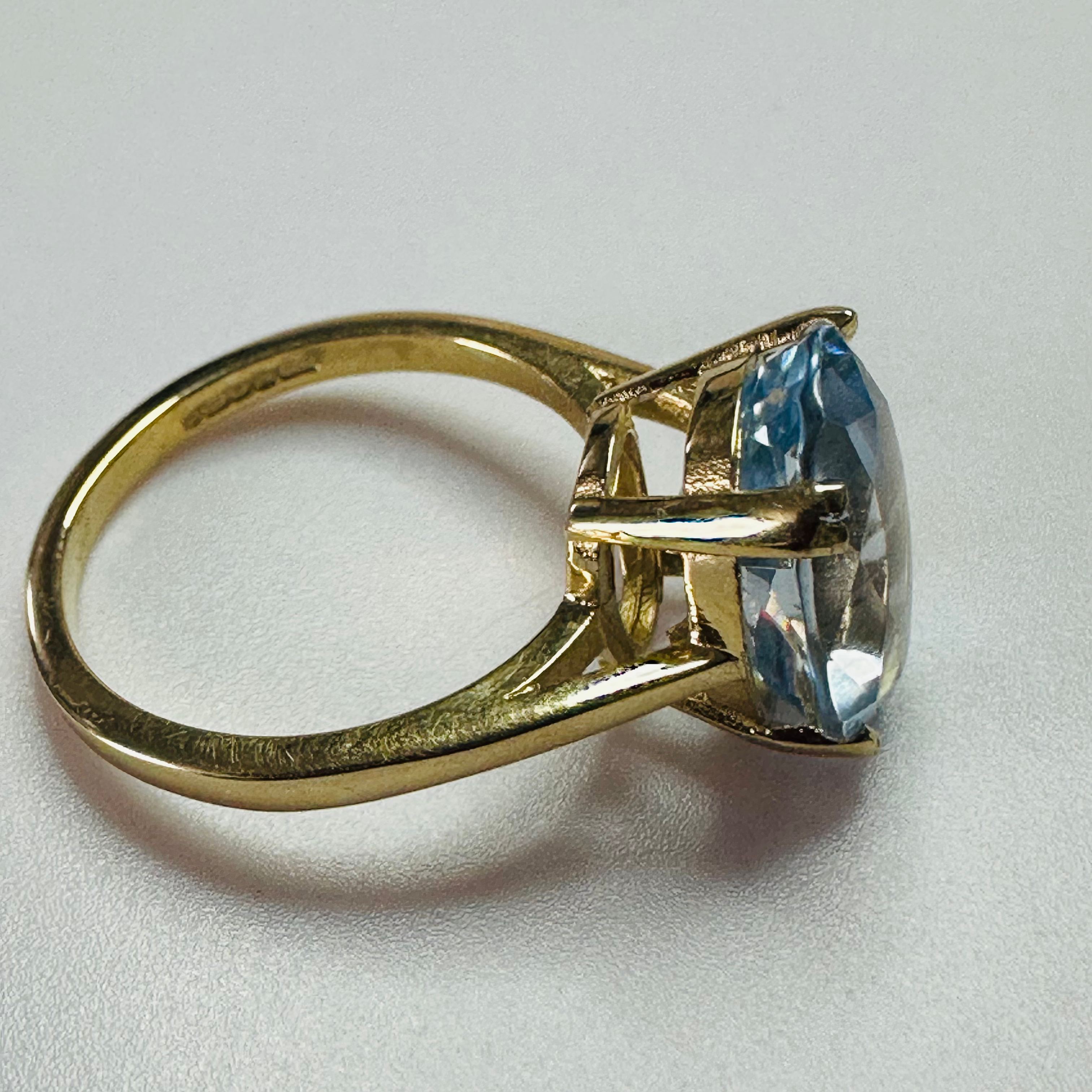 Hand cut Synthetic Sapphire baby blue 9ct yellow gold ring sizeN image 8