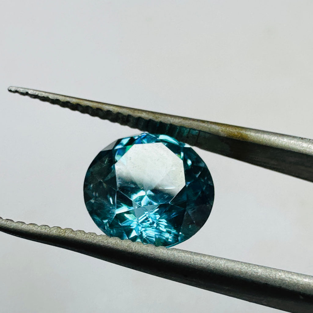 ZIRCON BLUE ROUND. 9.5MM  4.89CTS image 6