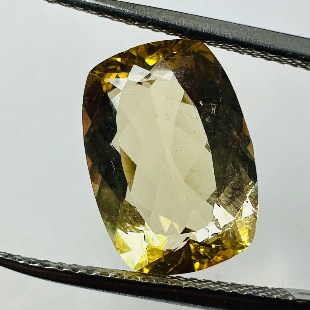 BERYL YELLOW  14MMX10MM  5.34CTS image 2