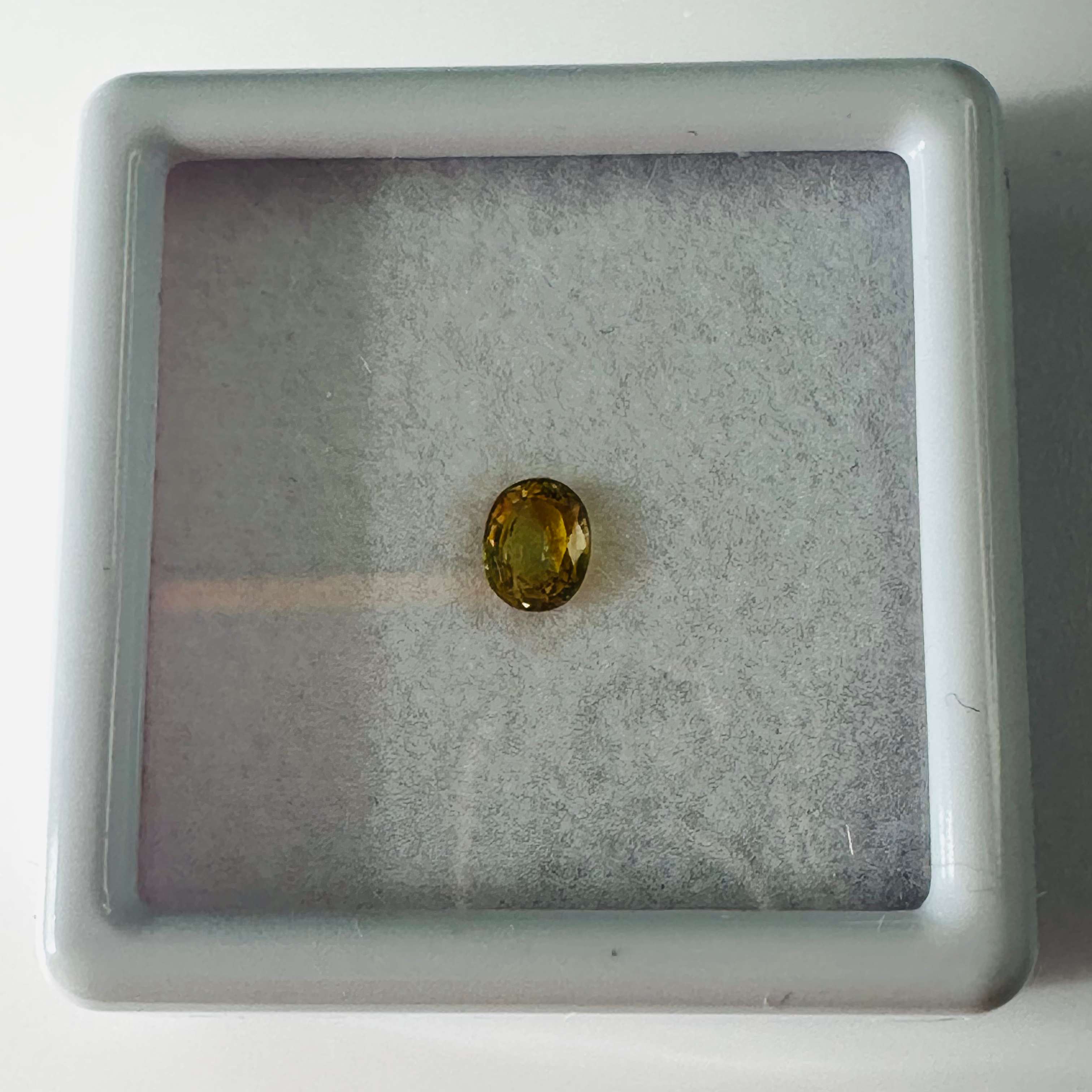 YELLOW SAPPHIRE OVAL 4MMX3.3MM 0.28 CTS image 1