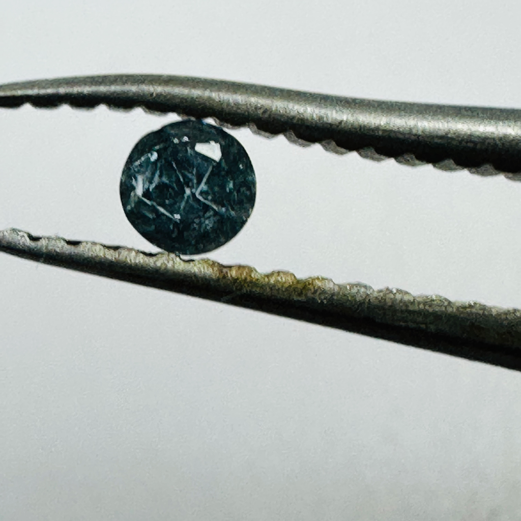 ZIRCON BLUE ROUND. 3.8MM  0.10CTS image 5