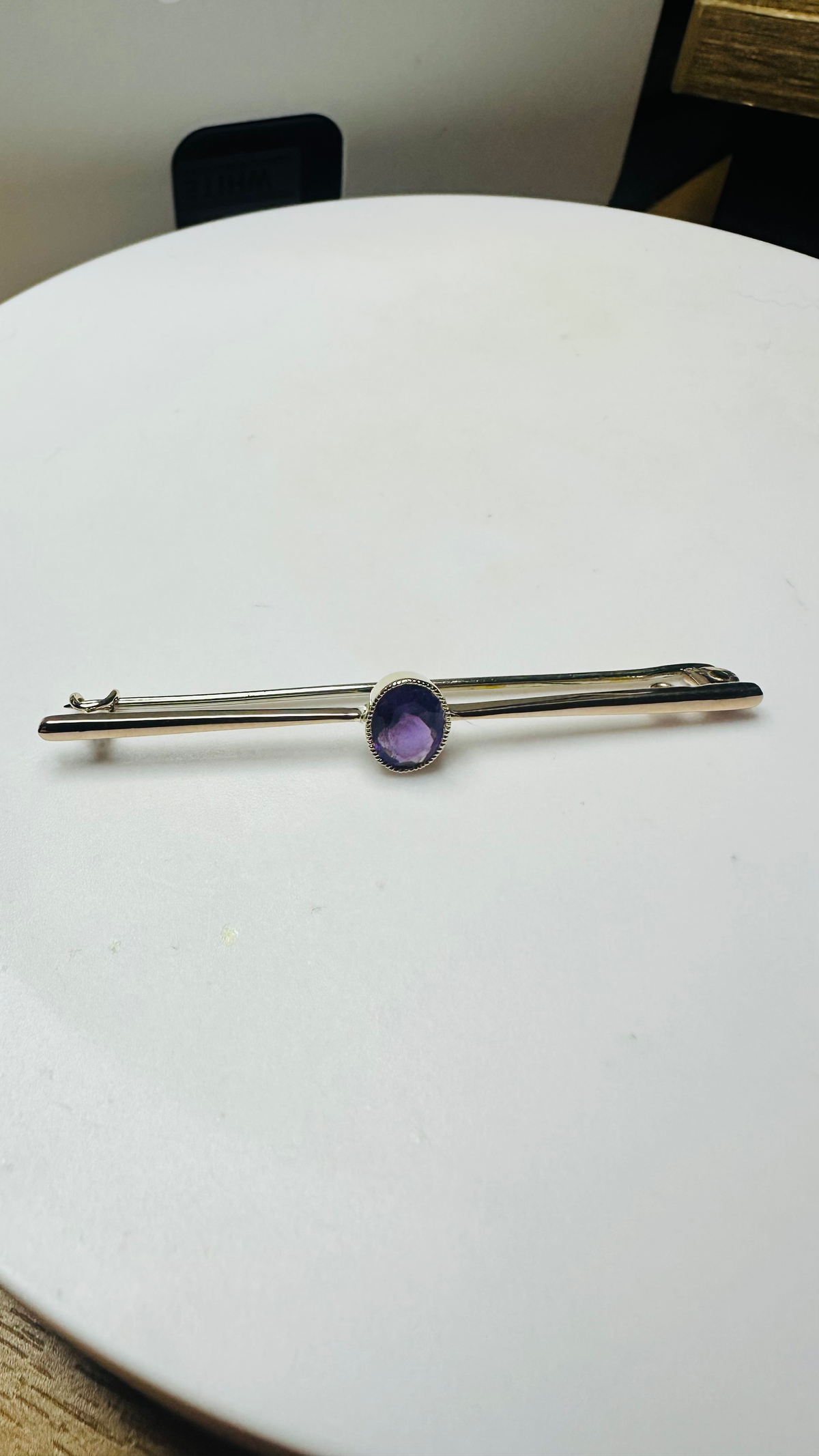 9ct yellow gold and Amethyst brooch 55 mm mill grain setting image 0