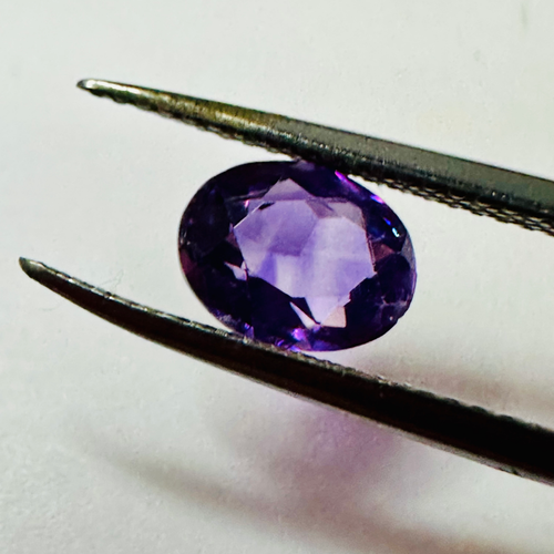 AMETHYST OVAL 8.2MMX7.7MM  1.34CTS image 1