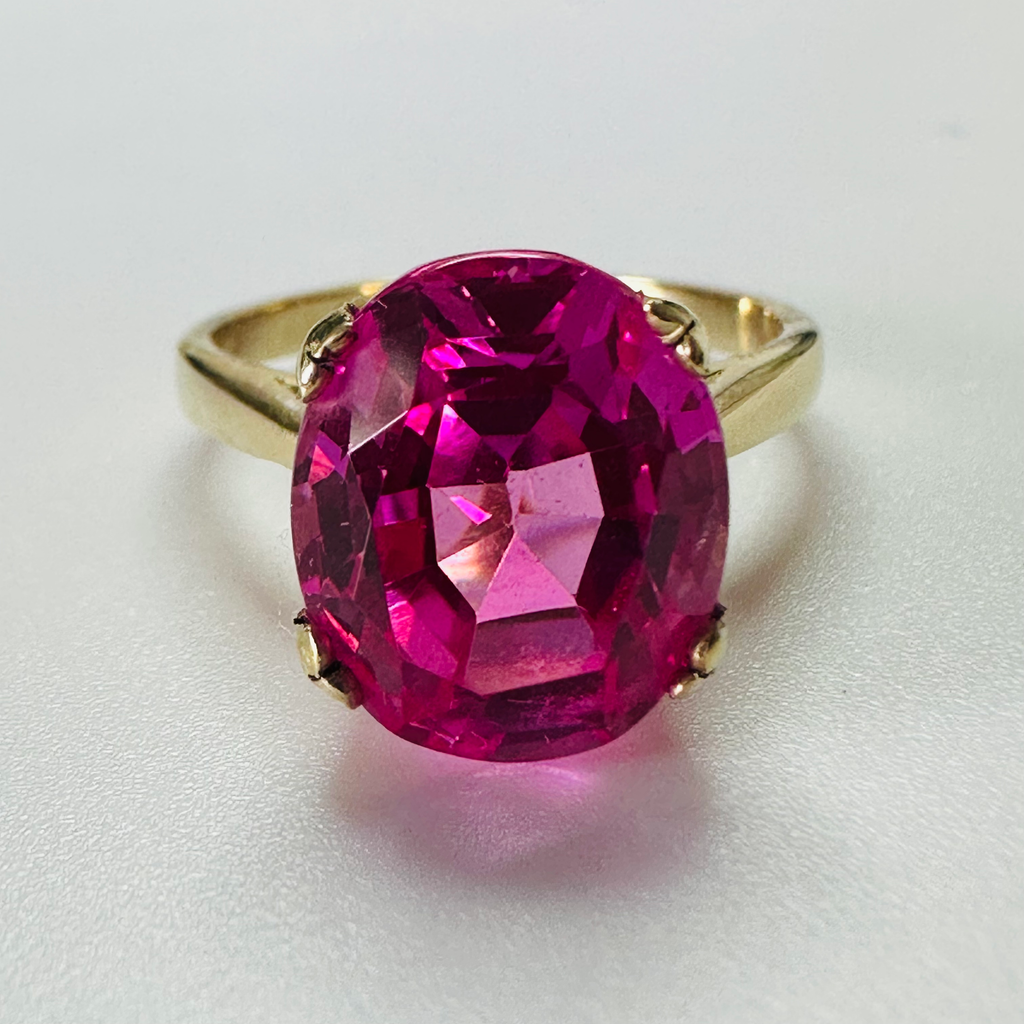 Hand cut Synthetic Sapphire Vivid Pink Yellow 9ct yellow gold ring size M1/2 image 0