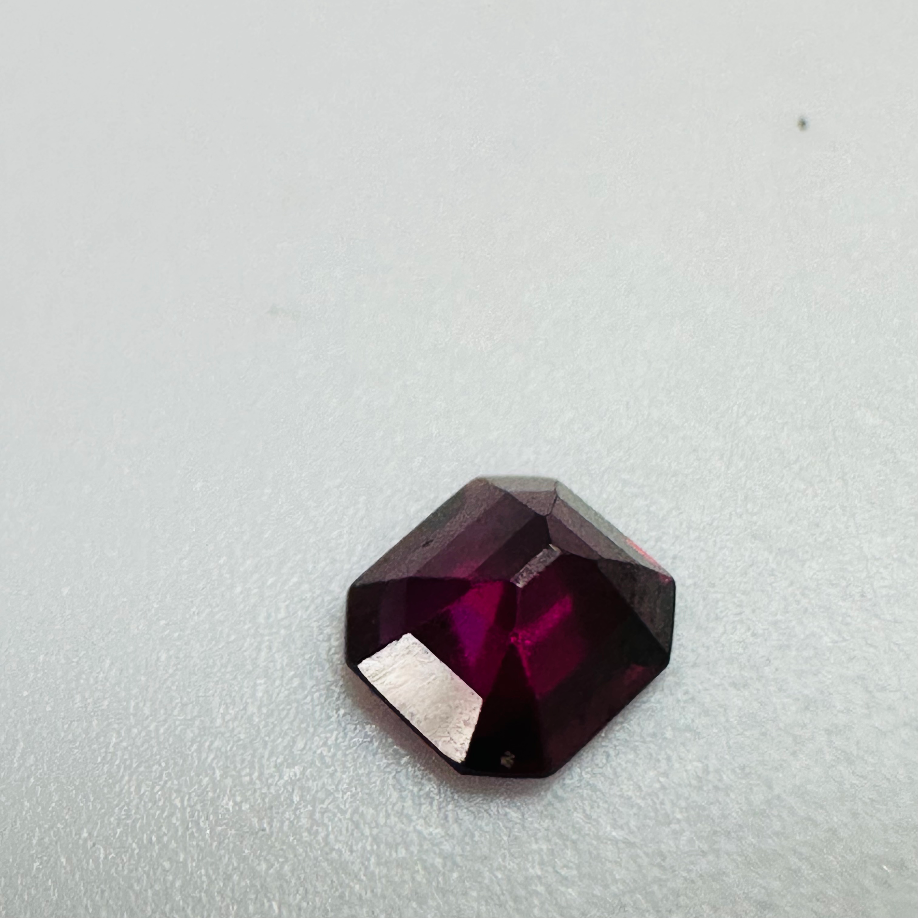 GARNET  RECTANGLE  5.5MMX 4.8MM 0.80CTS RED image 6