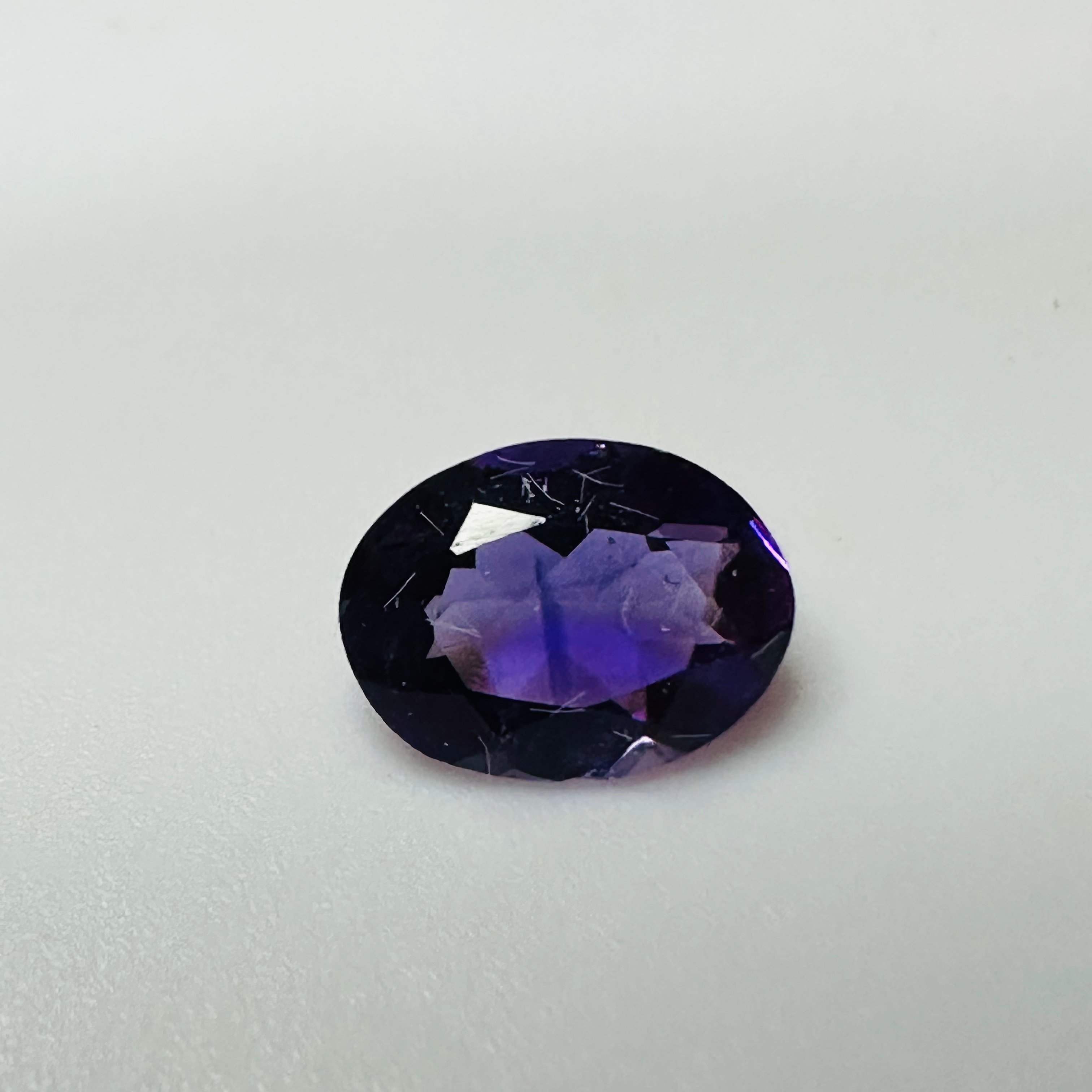 AMETHYST OVAL 7.9MMX6MM  0.92CTS image 1