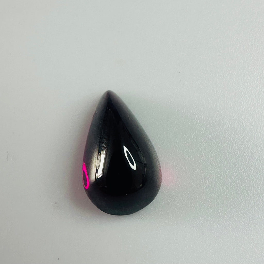 GARNET CAB DROP 12MMX7MM  4.06CTS PURPLE image 3