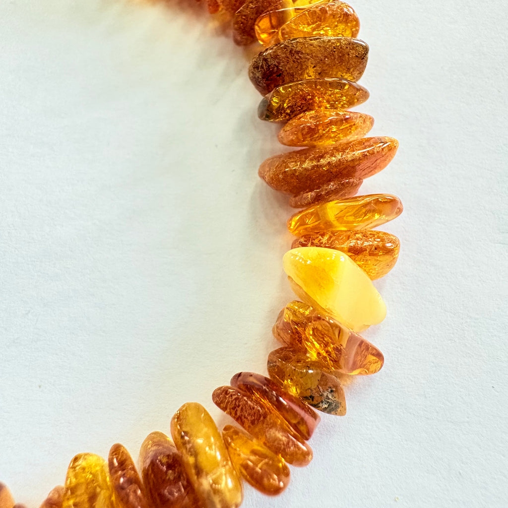 New Amber threaded necklace 40cm image 1