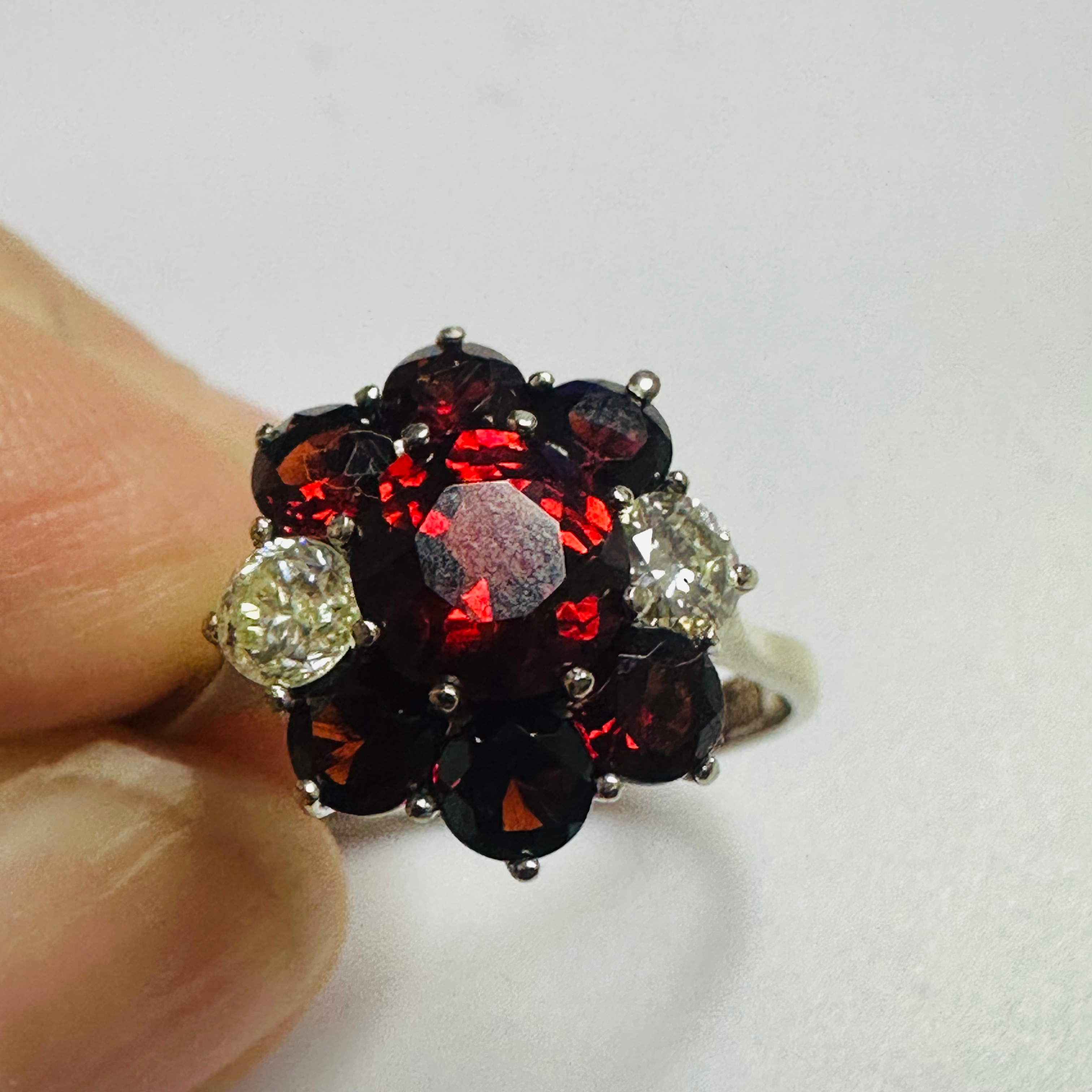 18ct white gold Garnet and Diamond cluster ring size V image 4