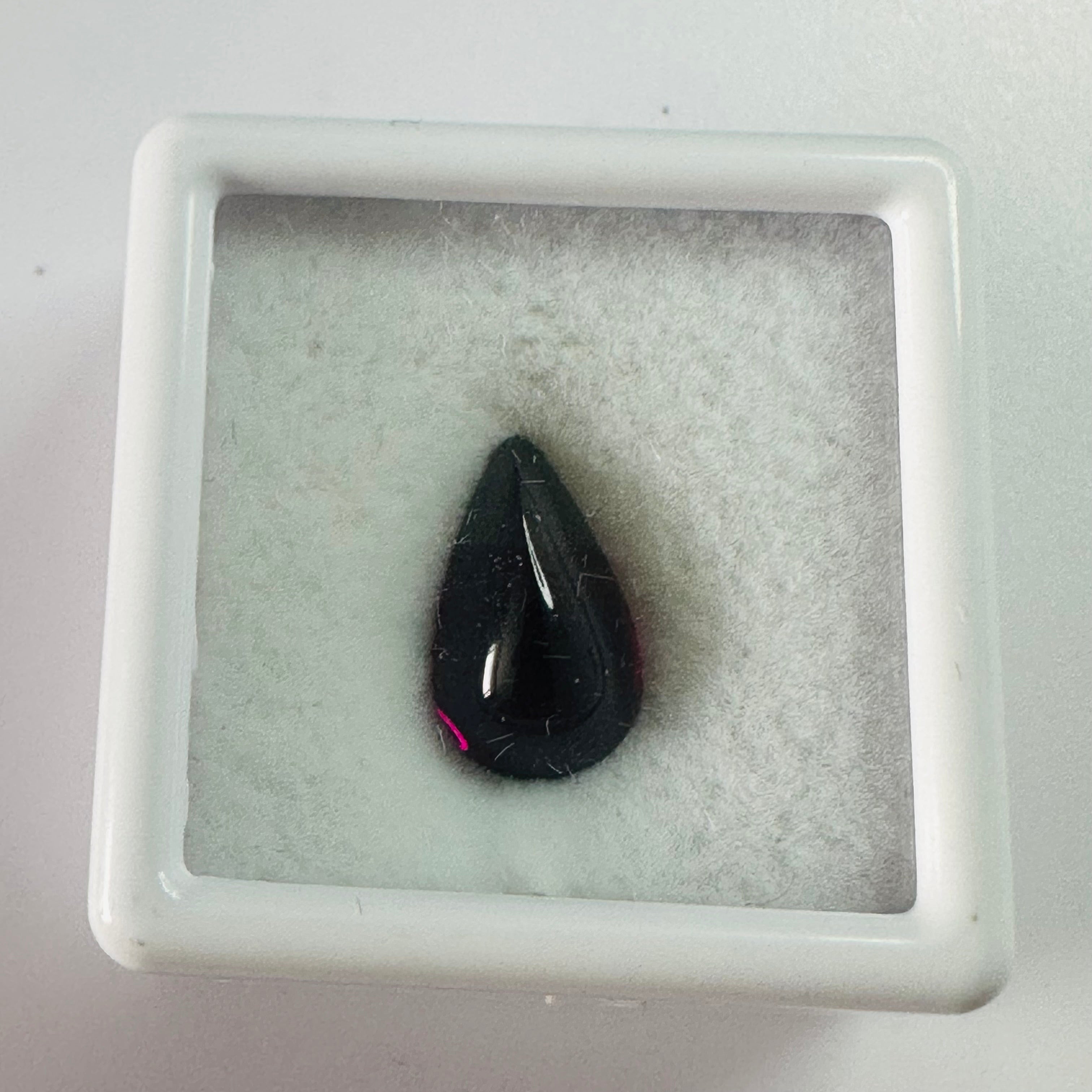 GARNET CAB DROP 12MMX7MM  4.06CTS PURPLE image 2