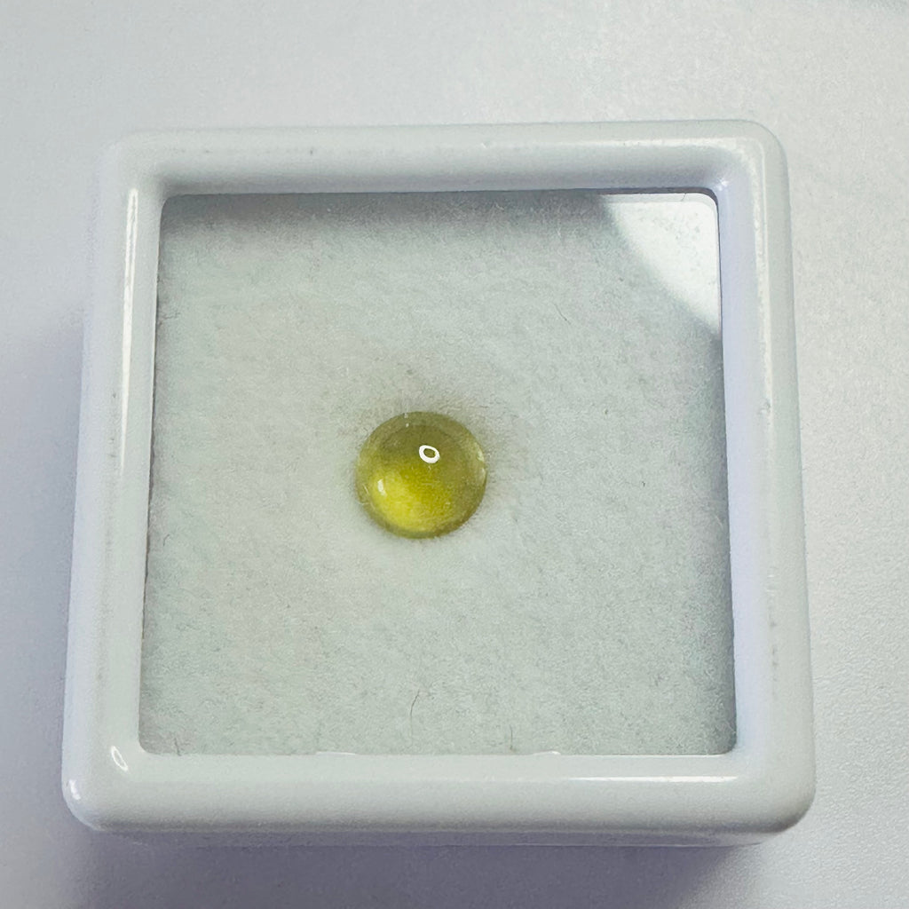 CHRYSOBERYL CATS EYE 5.3MM ROUND  0.80CTS image 1