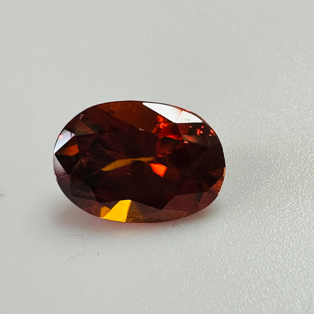 ZIRCON ORANGE OVAL 10.8MMX7.7MM  3.83CTS image 2