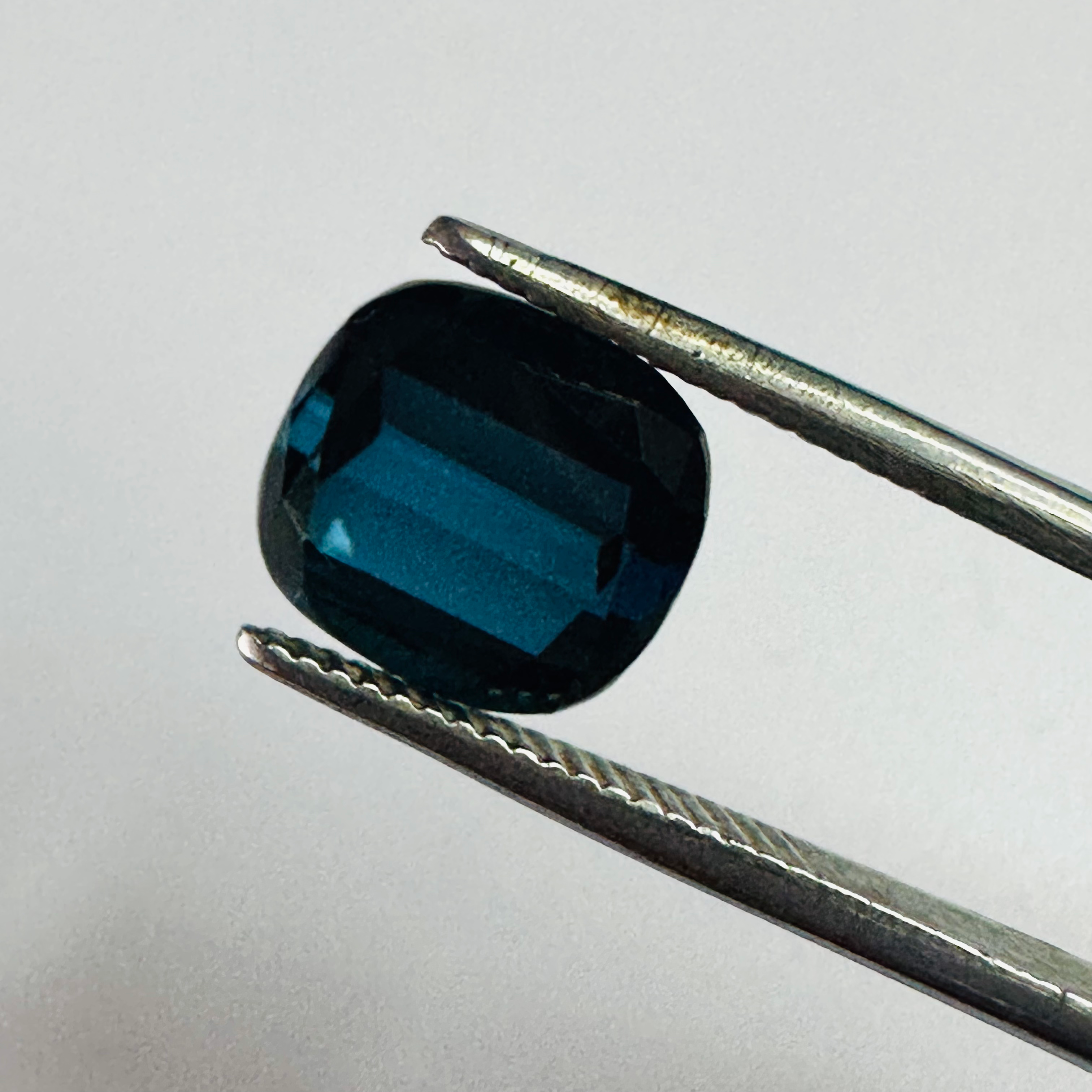 TOURMALINE BLUE 8.5MMX8.5MM  3.13CTS image 0