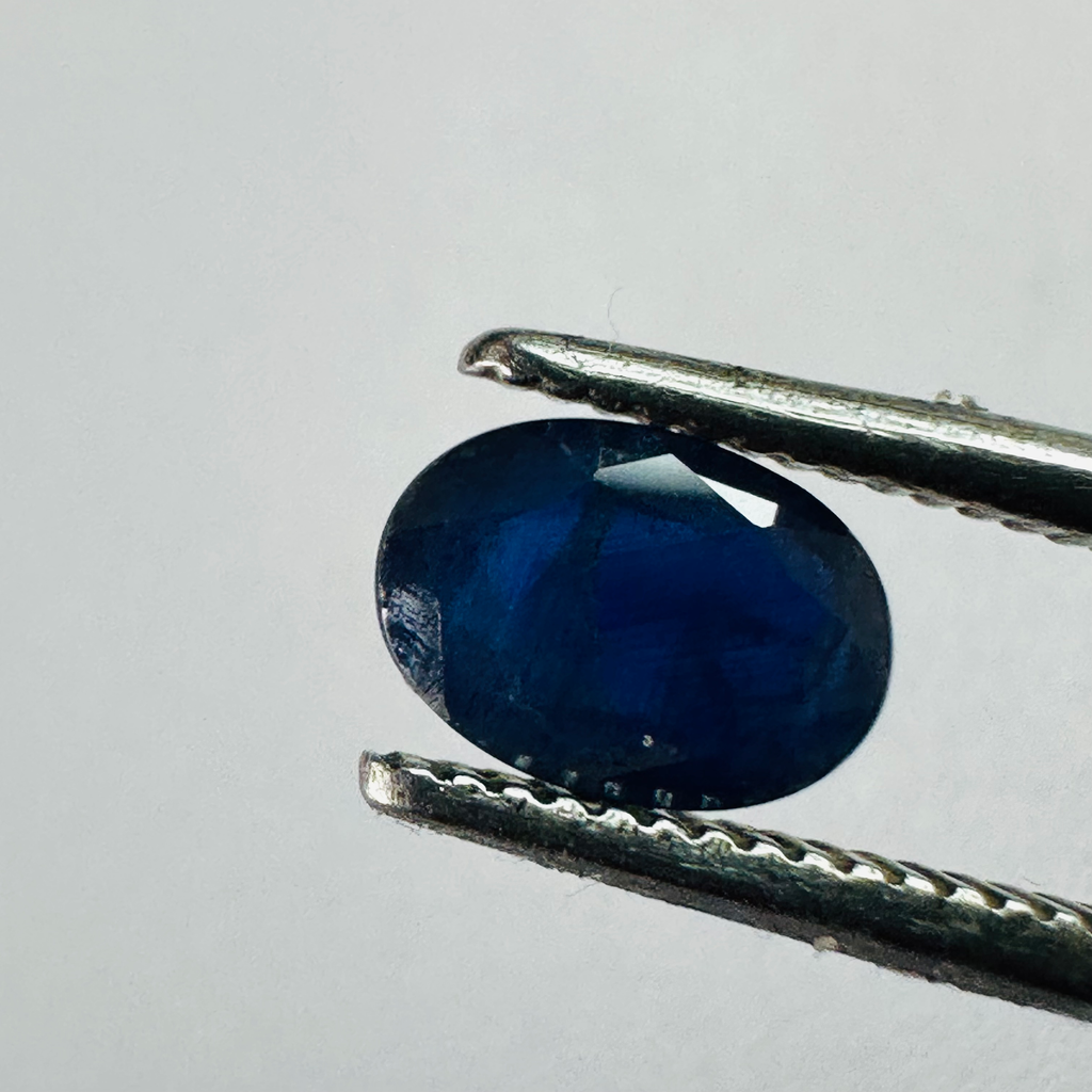 BURMA BLUE SAPPHIRE OVAL 6.7MM X4.8MM 0.83CTS image 1