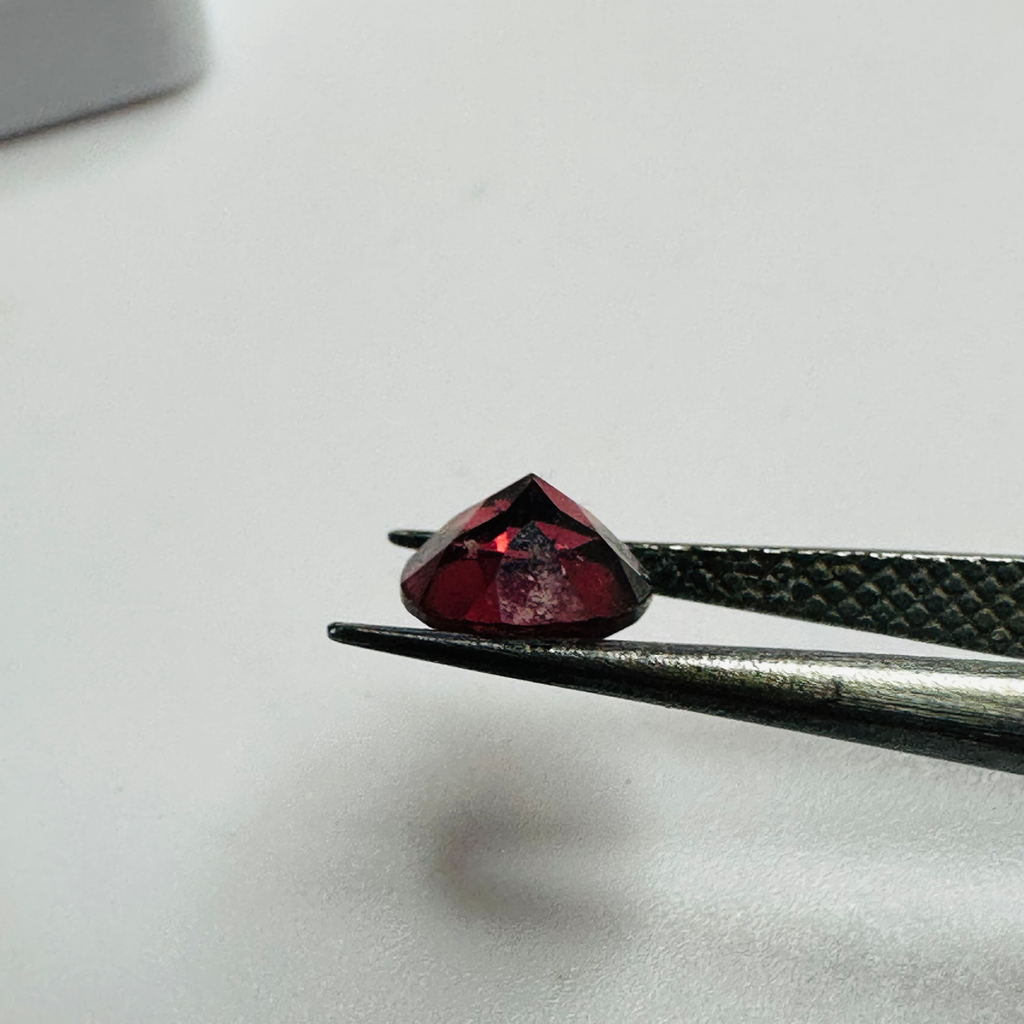 GARNET  ROUND 5.8MM  0.93CTS  RED/ORANGE image 5