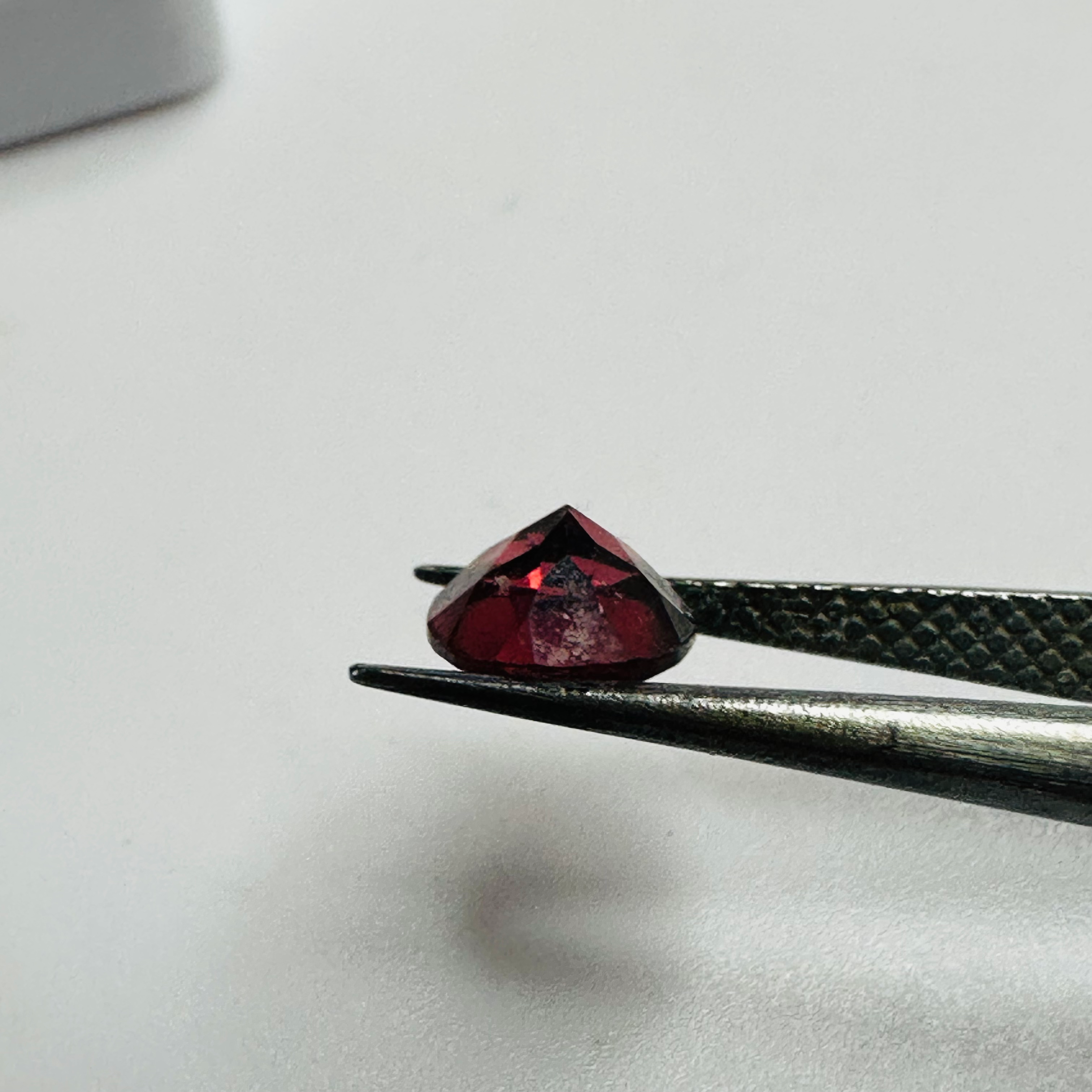 GARNET  ROUND 5.8MM  0.93CTS  RED/ORANGE image 5
