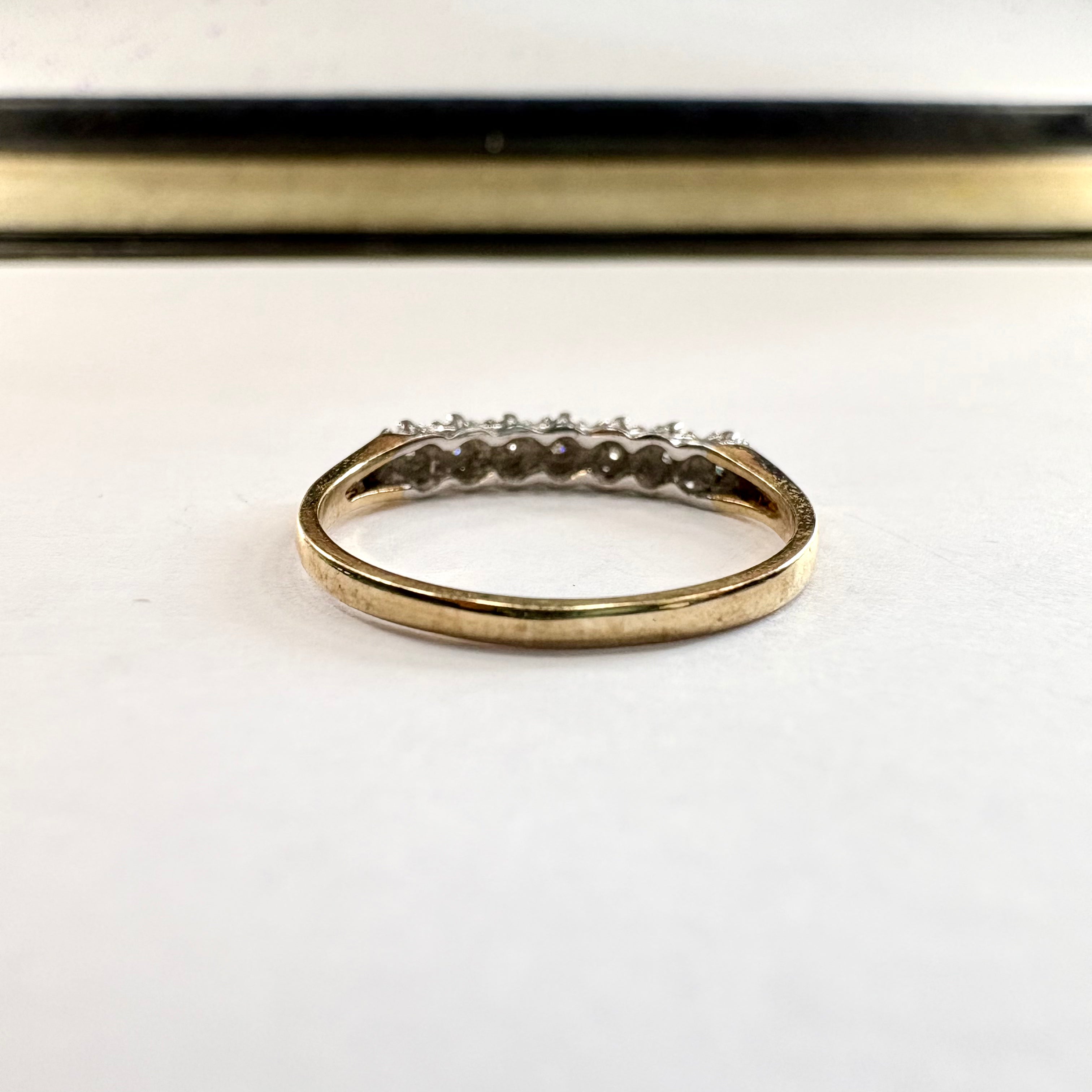 9ct yellow gold diamond Ring N image 2