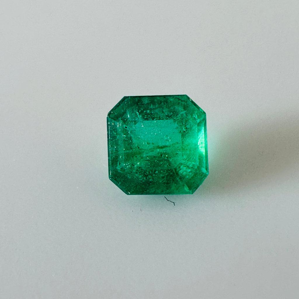 EMERALD OCTAGON 4.5MM X 4.5MM 0.45CTS image 3