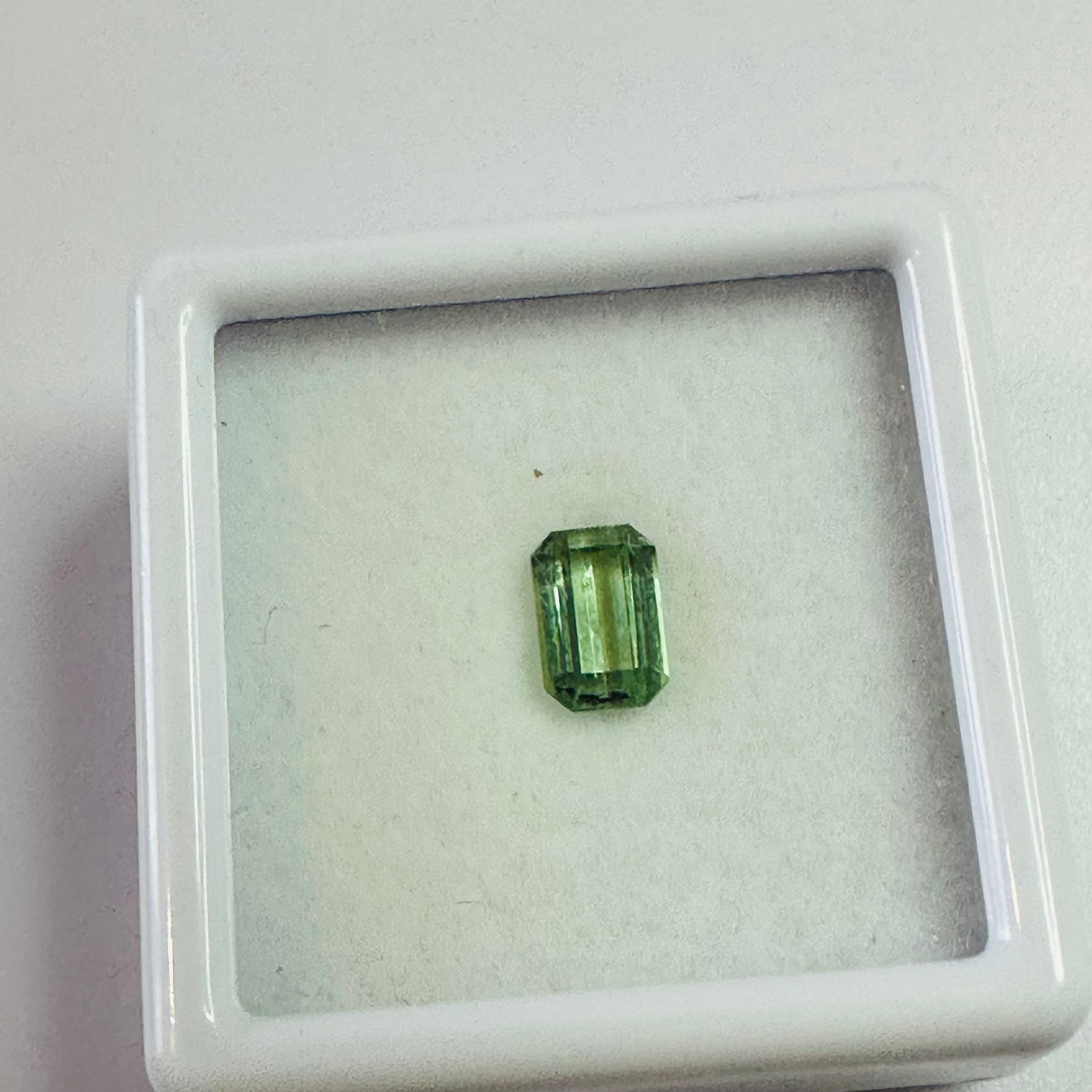 TOURMALINE GREEN   6.4MMX4MM   0.64CTS image 2