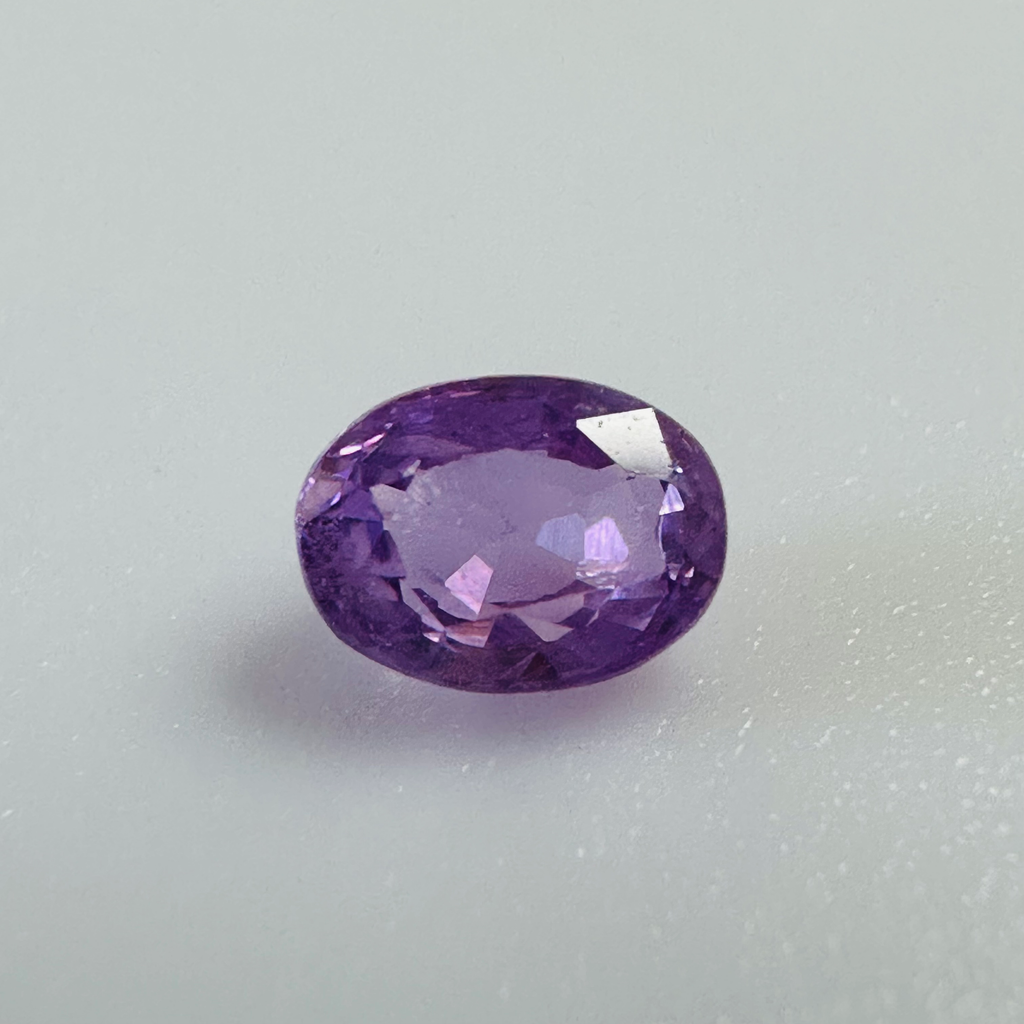 PINK-PURPLE SAPPHIRE OVAL 4.7MM X  3.5MM 0.41CT image 0